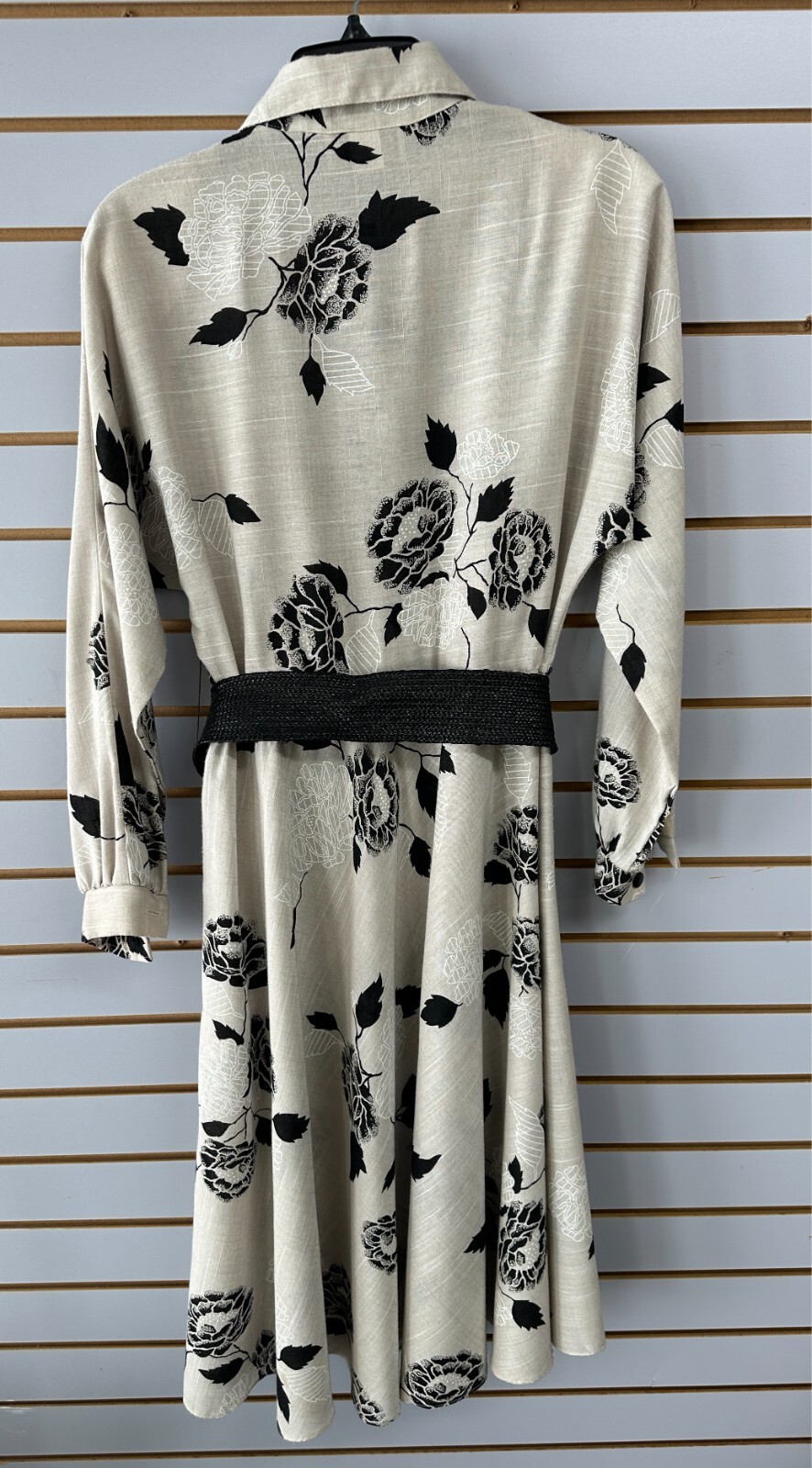Vintage Sally III Womens Size 8 Tan Bold Floral Black Belted Day Dress Spring