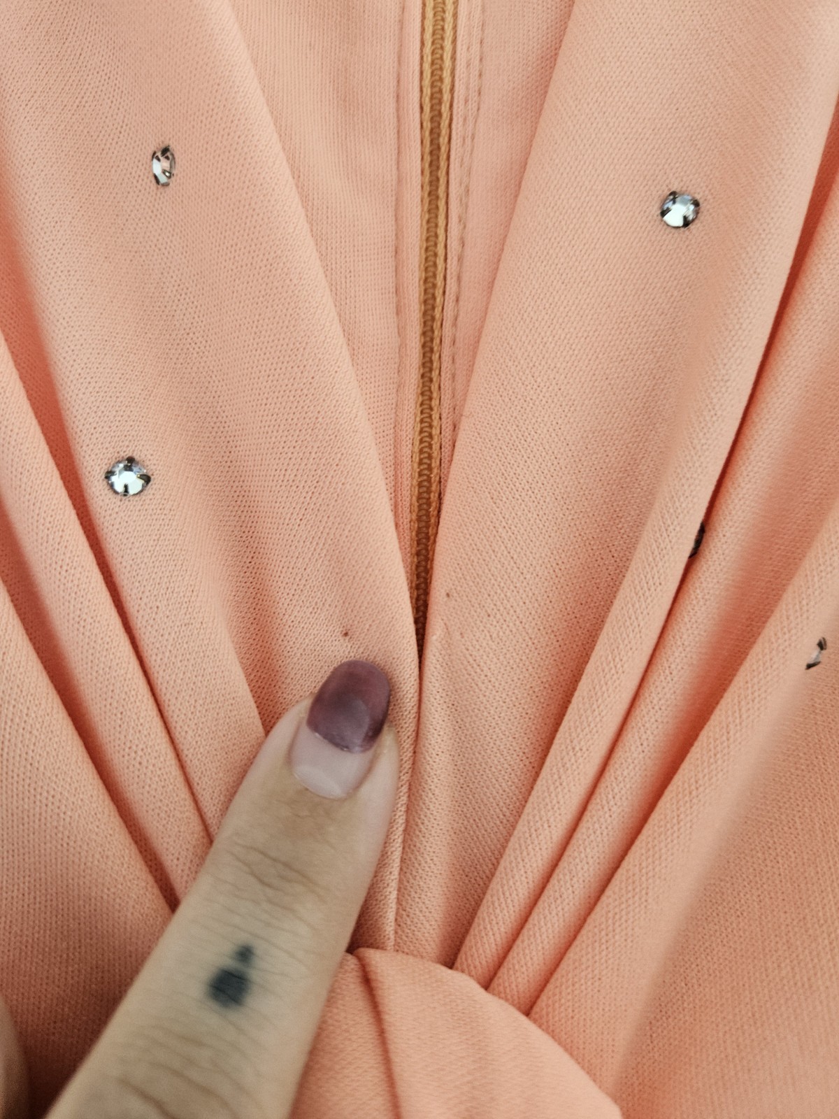 VTG 70s Peach Long Sleeve Rhinestone Gown with Knot Detailing Size M/L