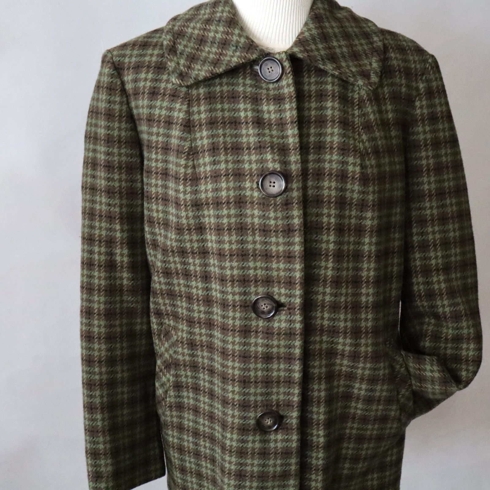 Vtg Pendleton 100% Virgin Wool Jacket Chestnut Brown, Blue Aqua Plaid Sz 14? USA
