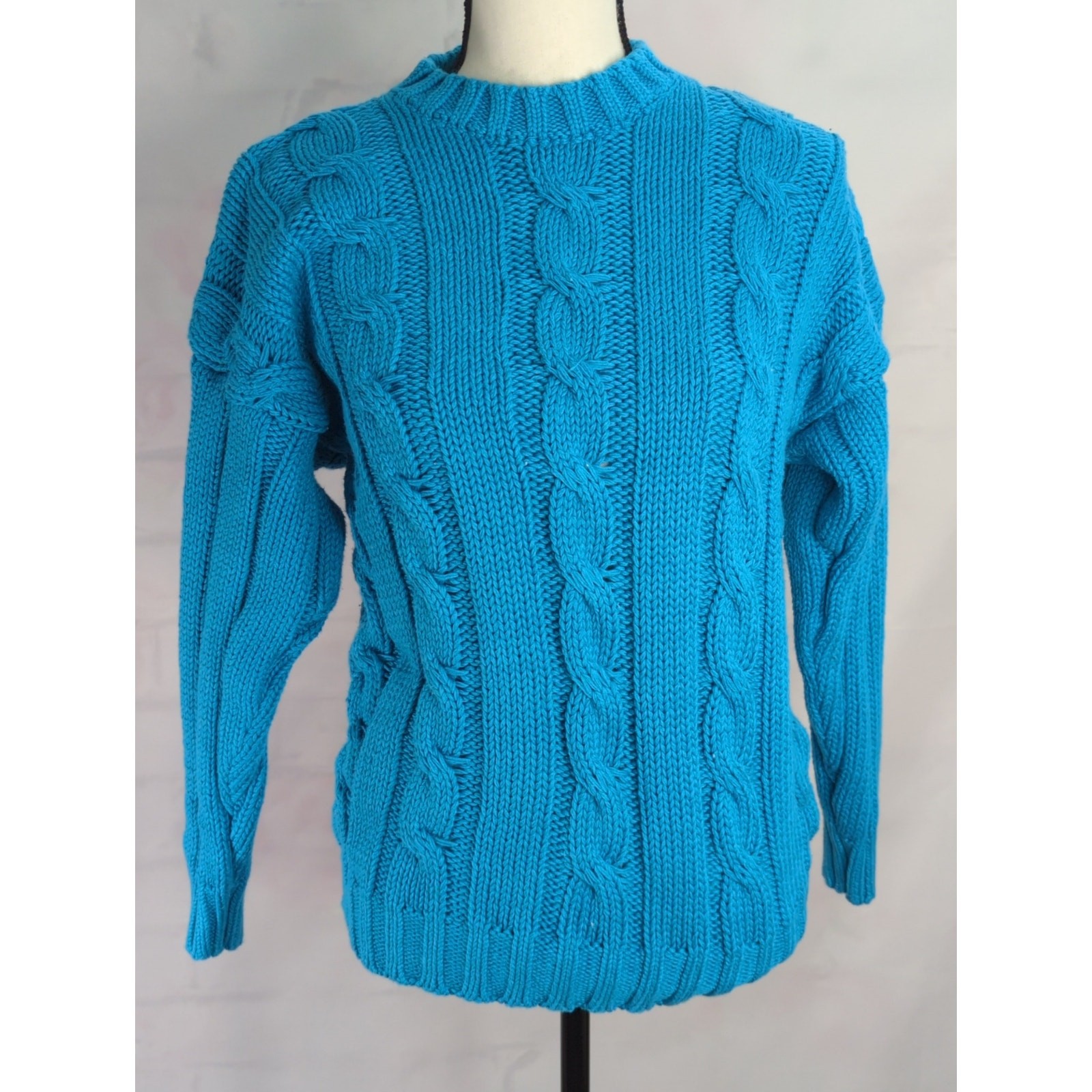 Alain Manoukian Tight Knit Blue Sweater