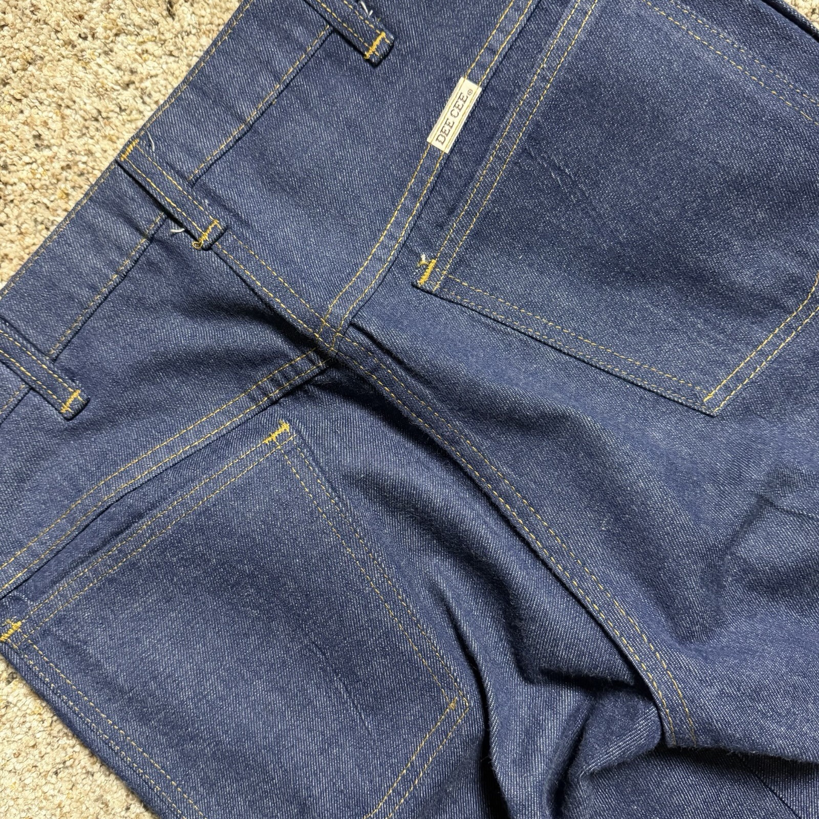 Vintage 70s DeeCee Raw Denim 32×33 Bootcut Pressed Pleated USA Western Work Wear