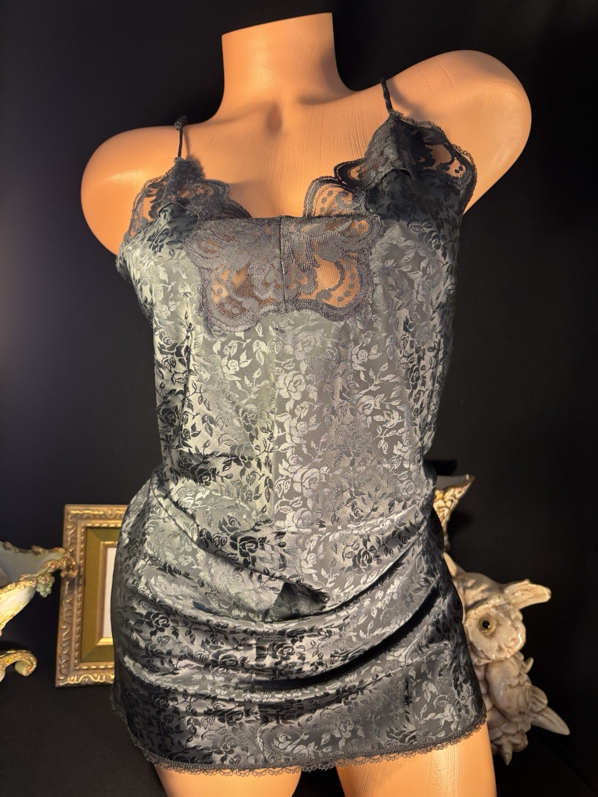 Vtg Satin Shiny Jet Black Nightie Babydoll Gown share Chantilly lace nightgown