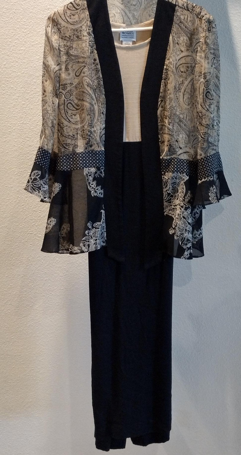 R & M Richards by Karen Kwong vintage lovely 2 piece dress and jacket sz 8 USA