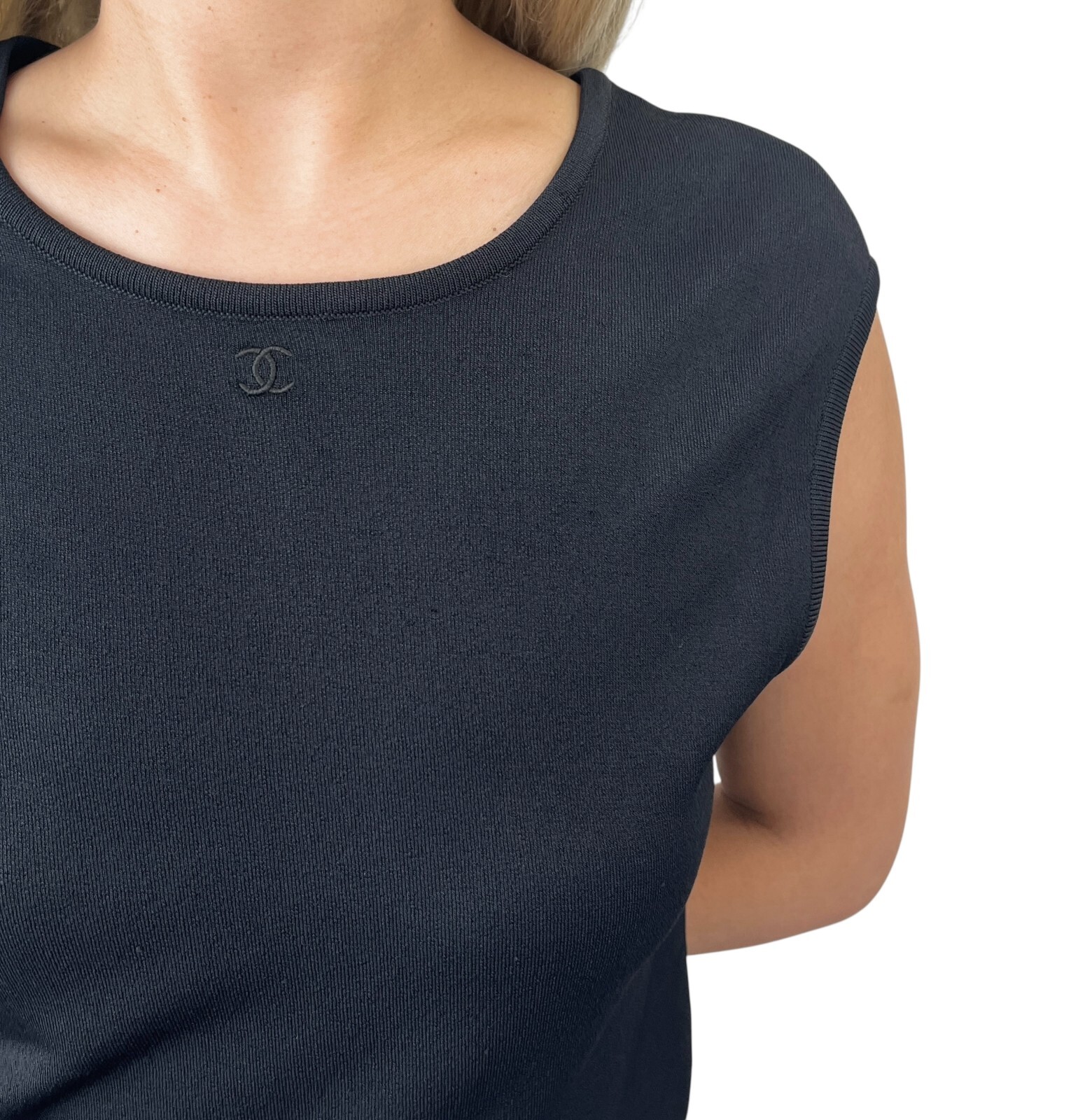 CHANEL Vintage 98P CC Logo Knit Tank Top #42 Round Neck Spandex Black Rayon