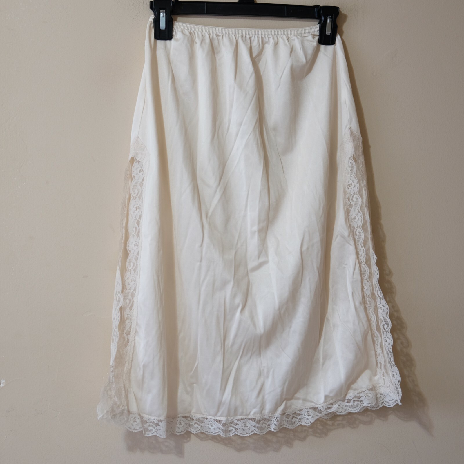 Vintage Mardor Beige Sz Medium 6 Nylon Tricot Lace Trim Underskirt #p27-43