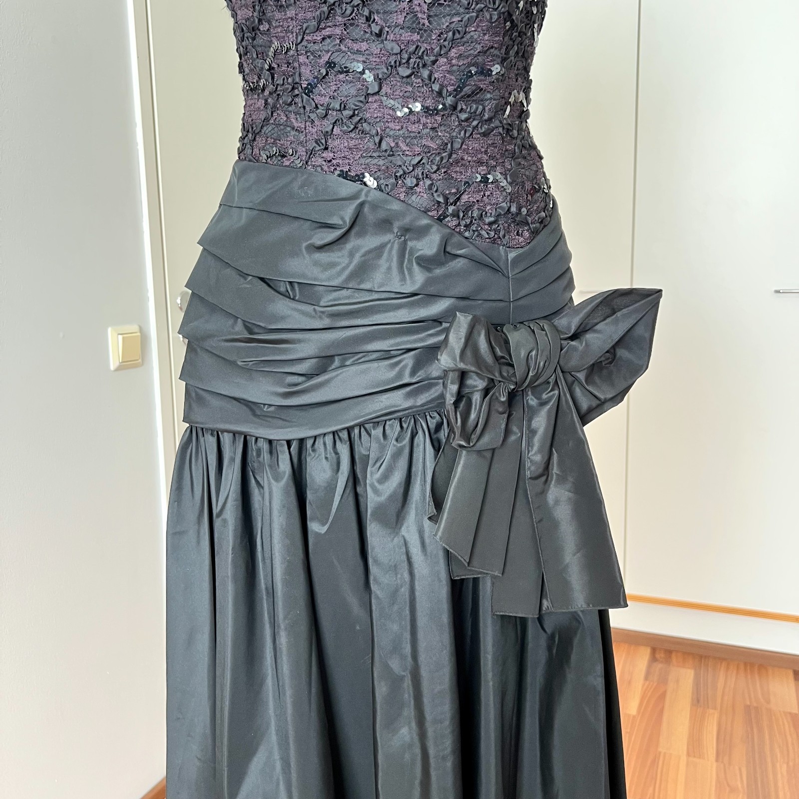 1980s VERA MONT Drop Waist Evening Dress Strapless Sequin Corset Cocktail EU 40