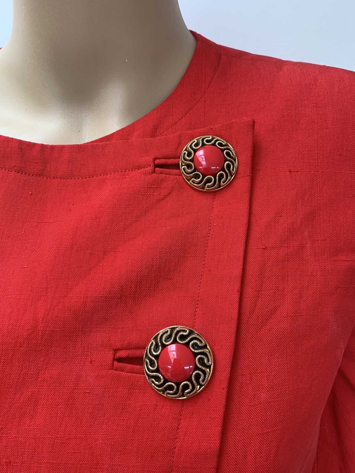 Vintage 1980’s red I. Magnin David Hayes 100% silk blazer jacket gold button 12