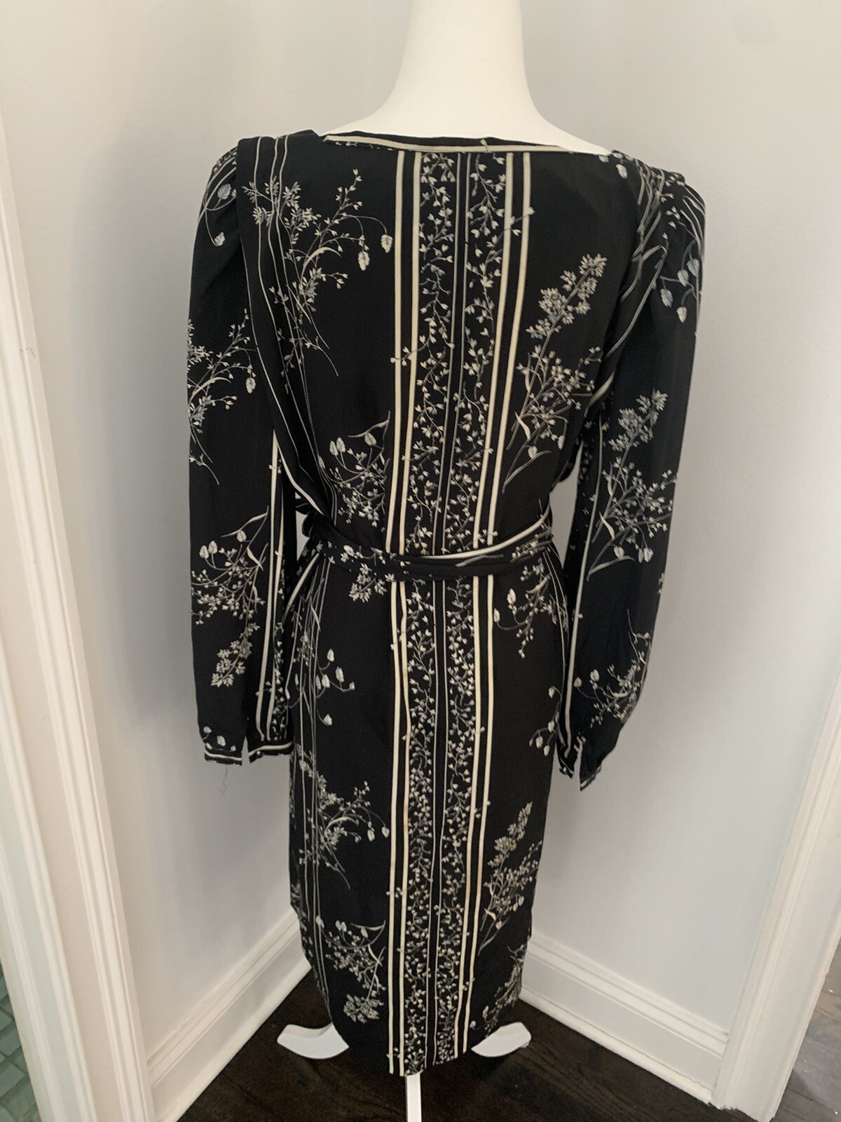 VINTAGE 70s Union Made LANVIN Dress Size 10 Black Floral Mod