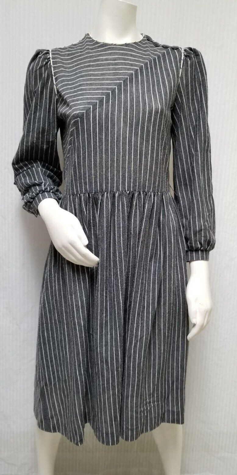 Vintage 1970/80’s NANCY GREER NY Grey White Stripe Knit DRESS – Size M