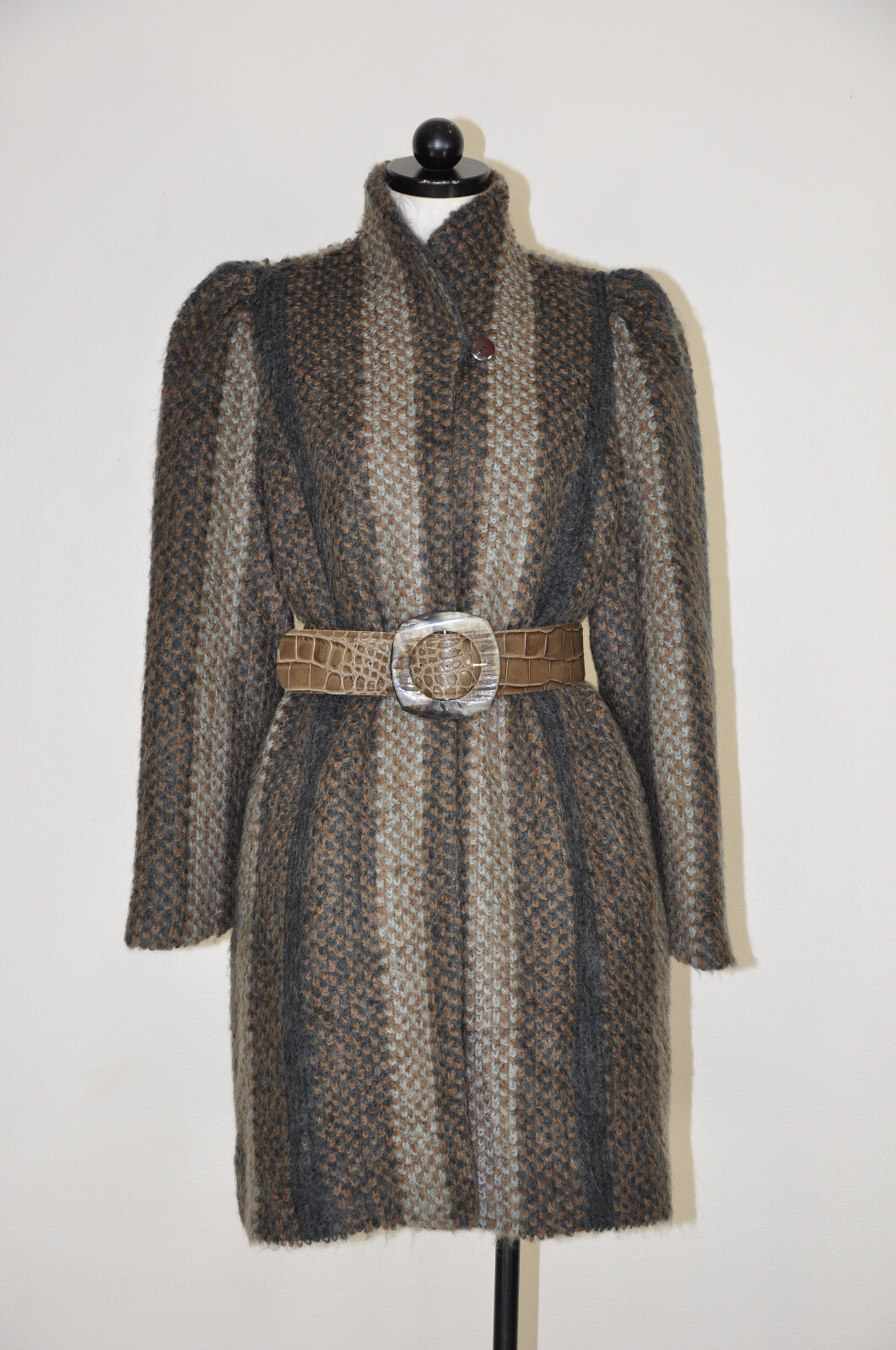 Vintage 80s Gray Wide Stripe Wool Boucle Loop Knit Puff Sleeve Wrap Coat Women M