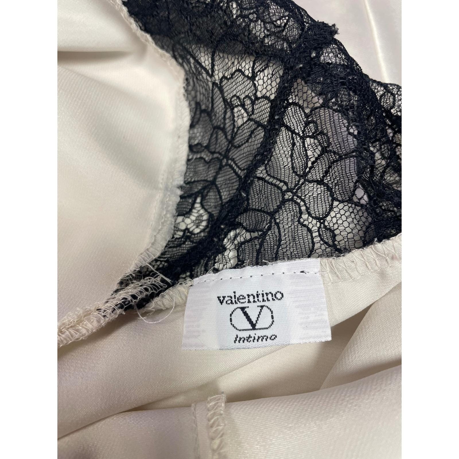 Vintage Valentino Intimo Ivory Black Lace Satin Slip Dress Nightgown 90s Petite