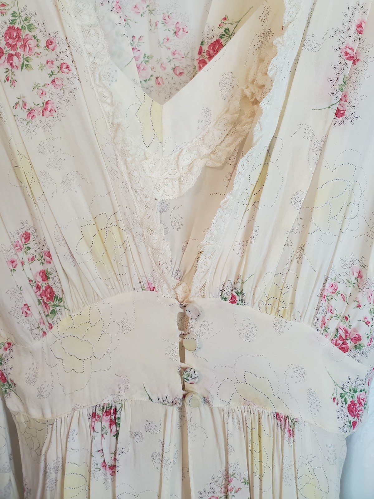 Vintage Trousseaux by Terris Floral Chiffon Gown & Robe Set Lace Empire Waist