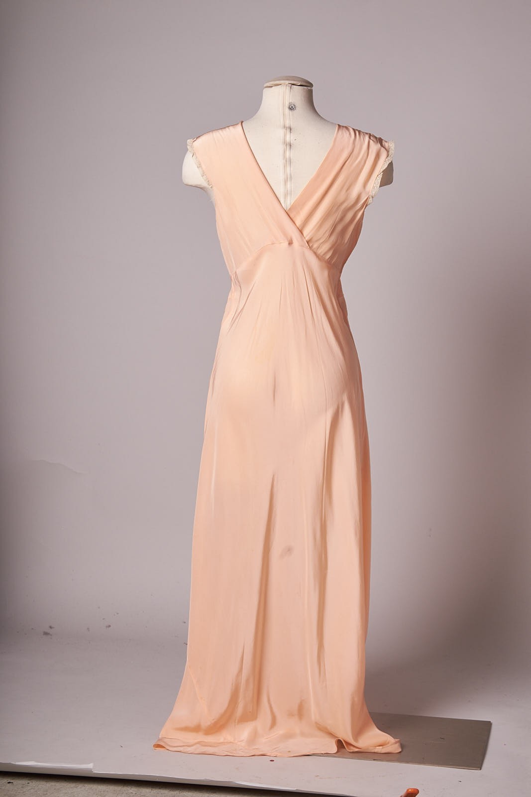 1930s Nightgown Negligee Peach Dress Gown Nightgown Lingerie