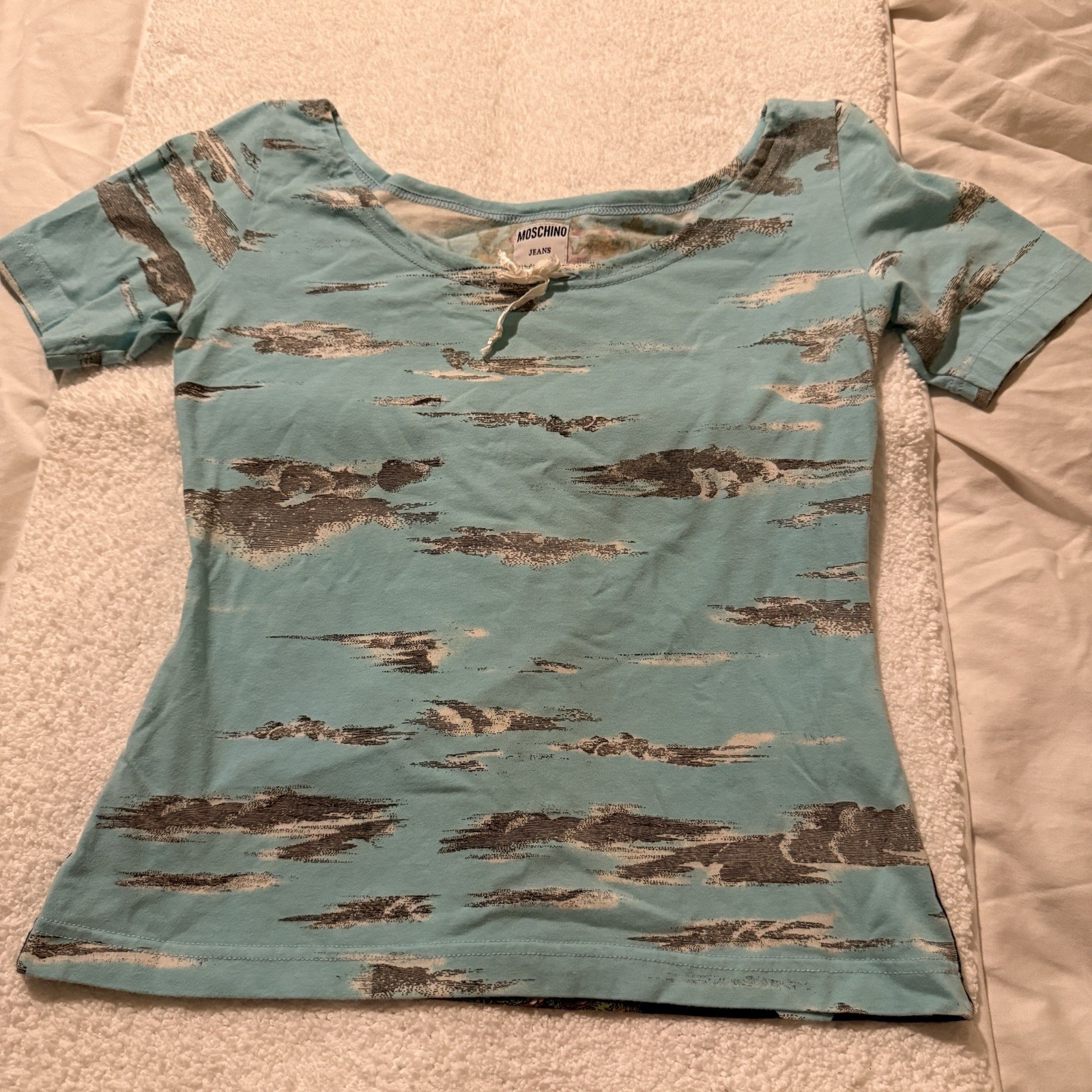 RARE Vintage Y2K Moschino Jeans „Cloud and Tree” Women’s Tee Size IT 48 US 10