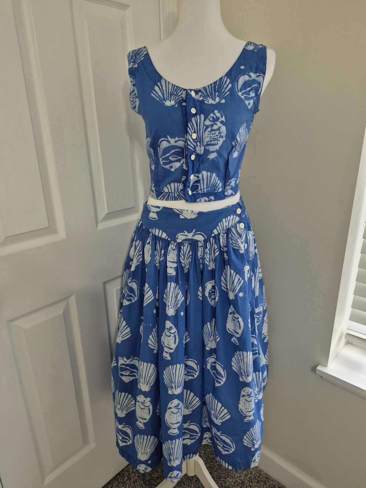 Vintage 90s Passports Pier 1 Imports Blue White Seashell Skirt Top Set – Small