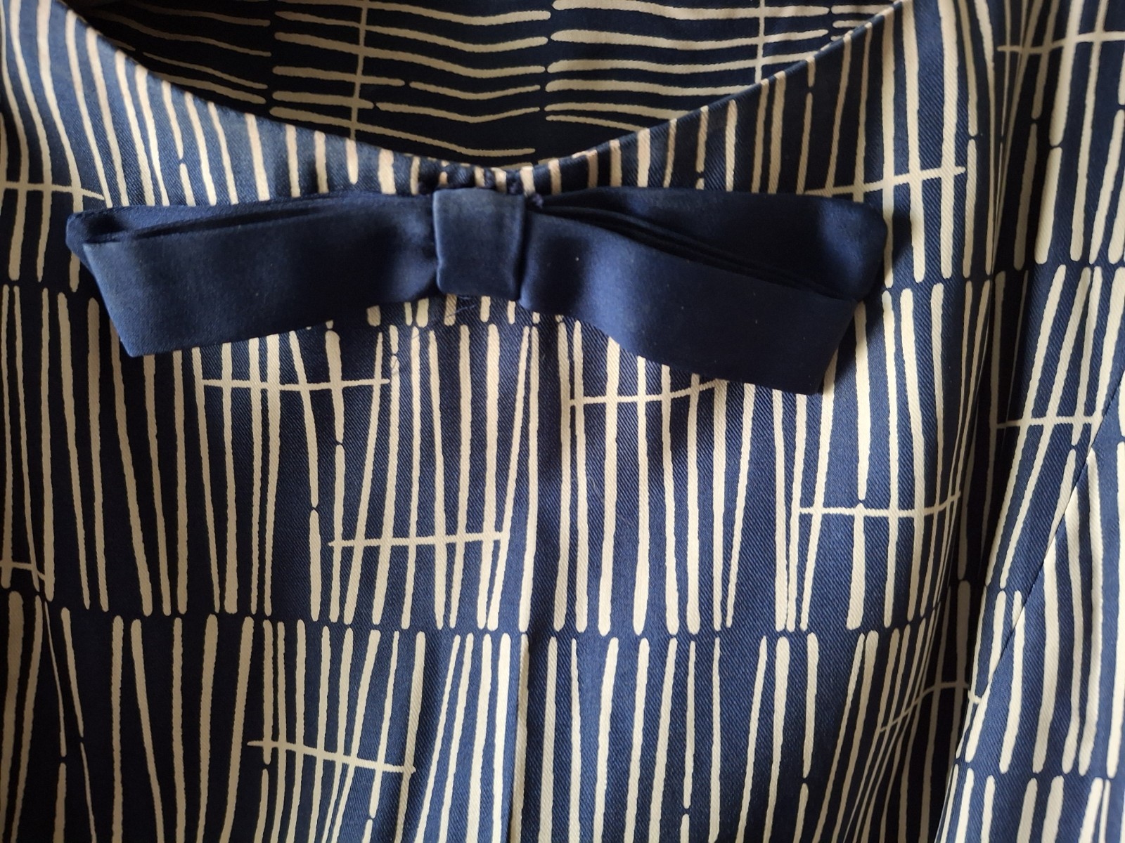 Vintage Custom Made Peplum Wiggle Dress Navy & Cream XS/ XXS Petite