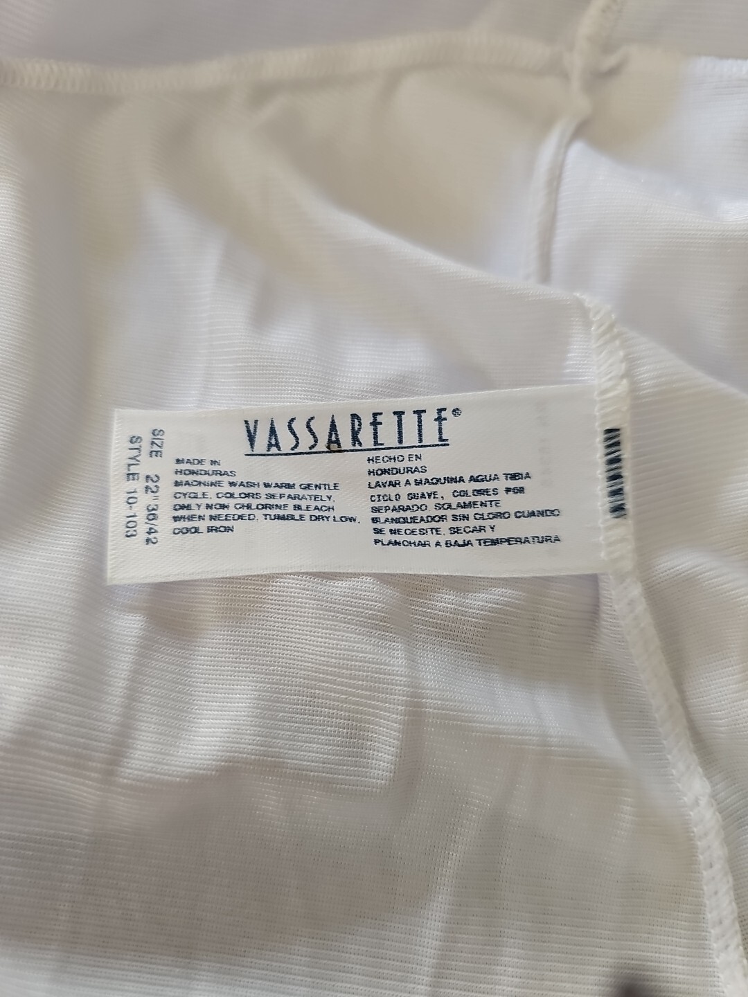 Vassarette Full Slip White Size 22″ 36/42 Satin Nylon Adjustable Straps V-neck