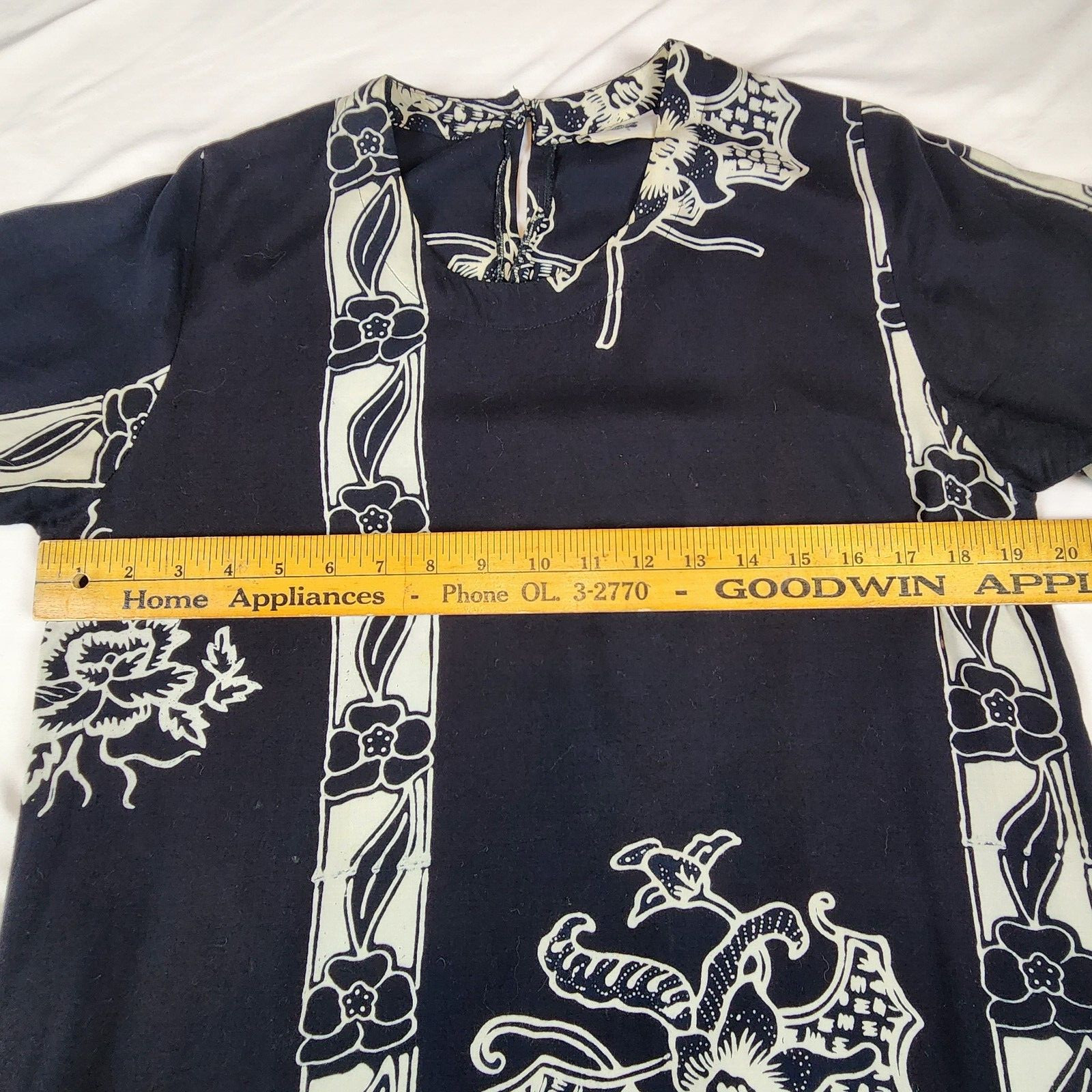 Vintage Hawaiian Hilo Hattie Dress S Black White Floral Long Sheath Side Slits