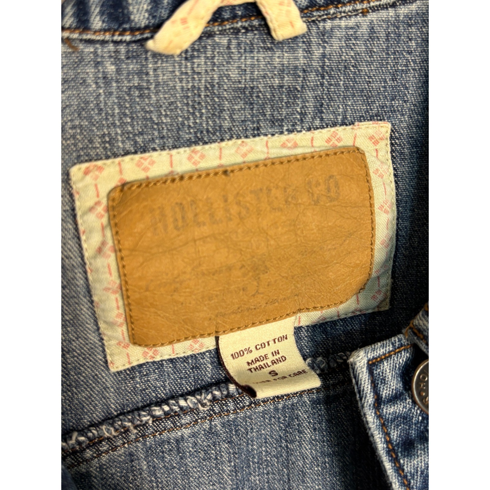 Hollister Y2K Denim Jacket XS Distressed Trucker Vintage 2000s Coquette Women