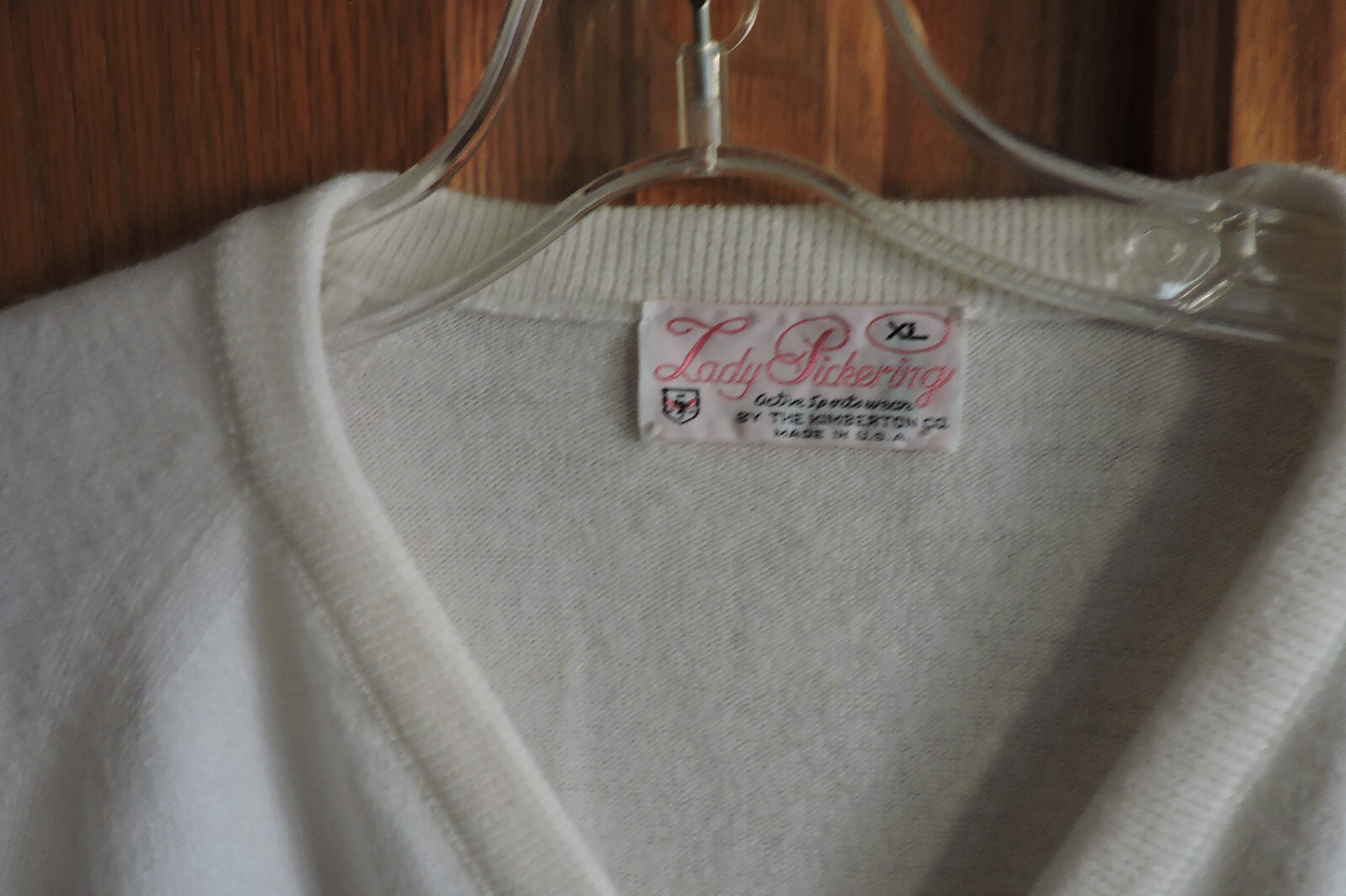Vintage Lady Pickering Super Soft Acrylic White Sweater-Golf Course Logo XL