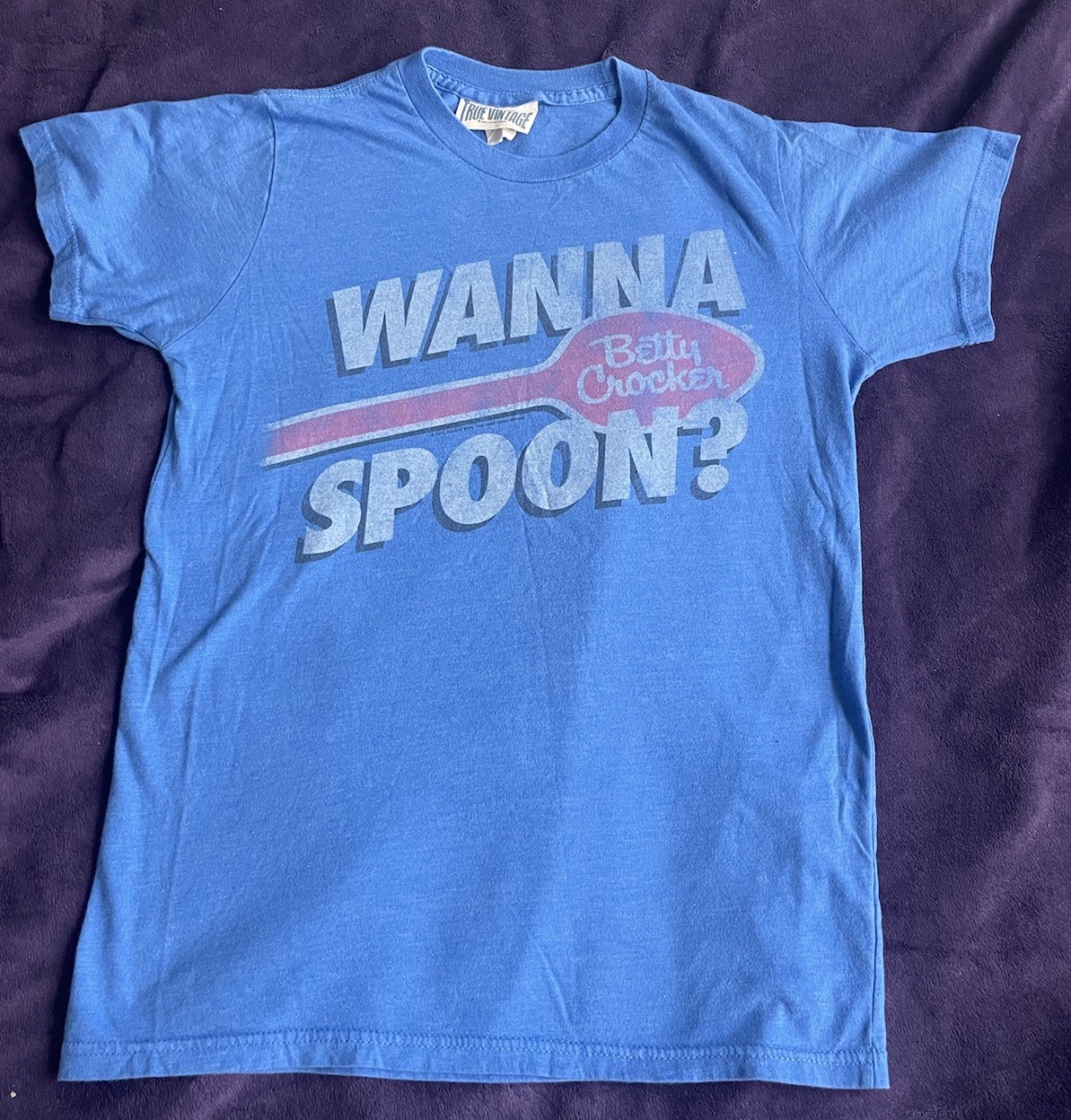True Vintage Betty Crocker Blue Wanna Spoon Blue Graphic Tshirt Size Small