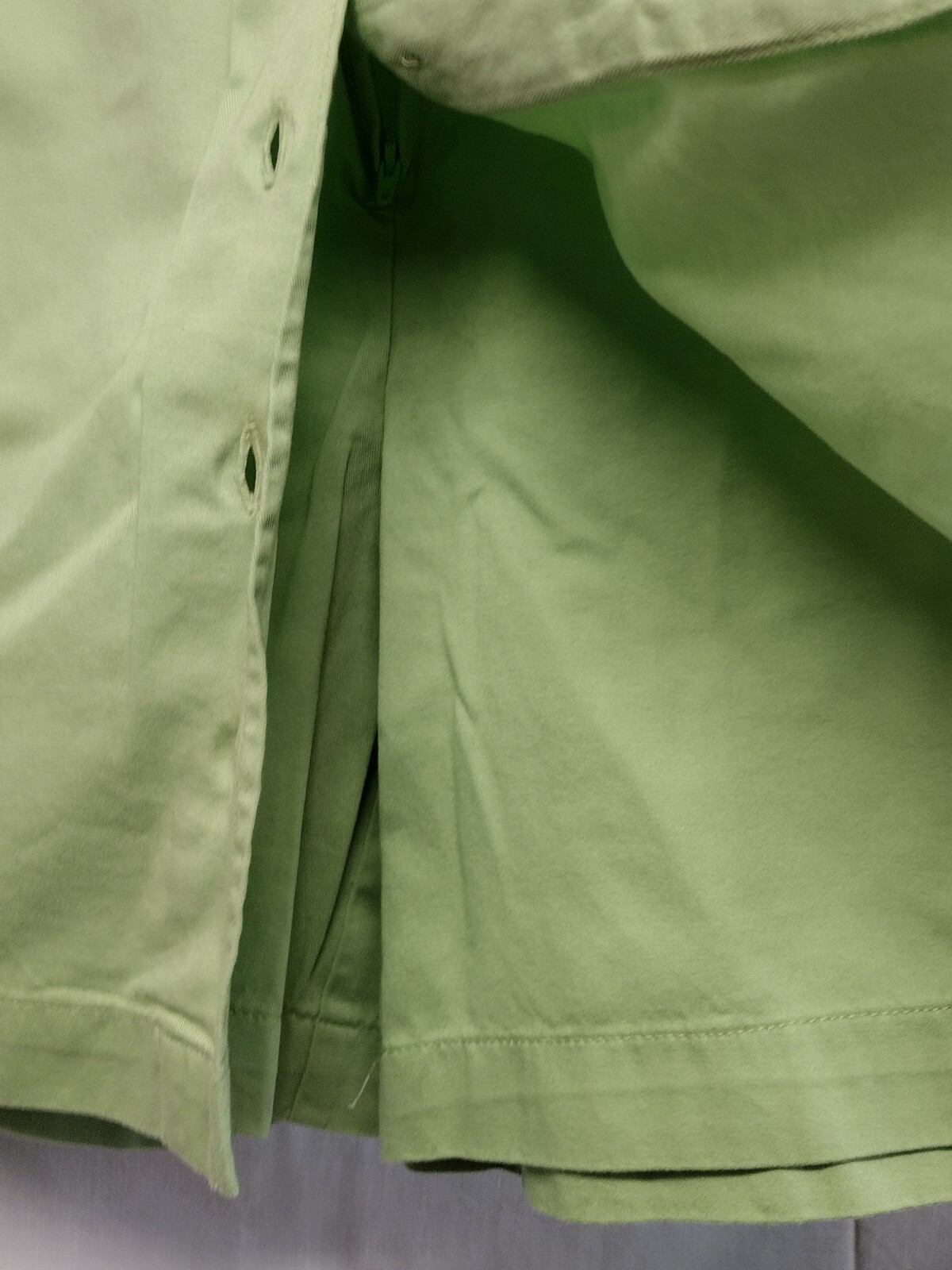 VINTAGE VAN HEUSEN SHORT PANTS SIZE 10 GREEN ZIP & BUTTON CLOSURE NWT 100%…