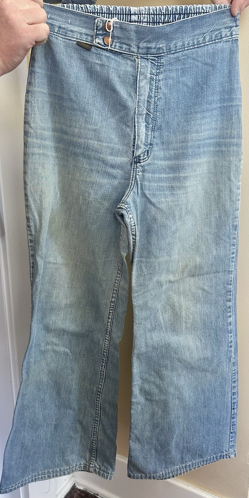 Vintage 70s Wrangler Flared Leg Misses Size 12