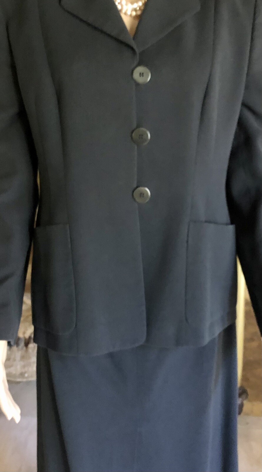 Giorgio Armani Vintage Skirt Suit. Armani Grey. I.Magnin Early 80’s Size 48/10us