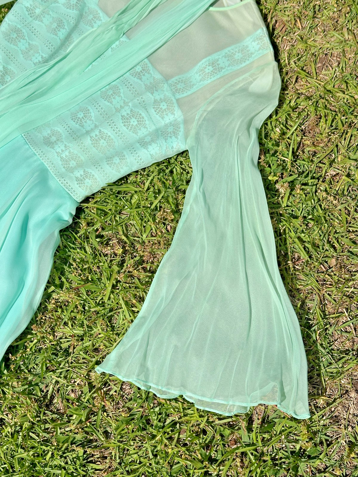 VTG Mardi Gras 1950s Hostess Mint Green Chiffon Formal Dress, Flowy