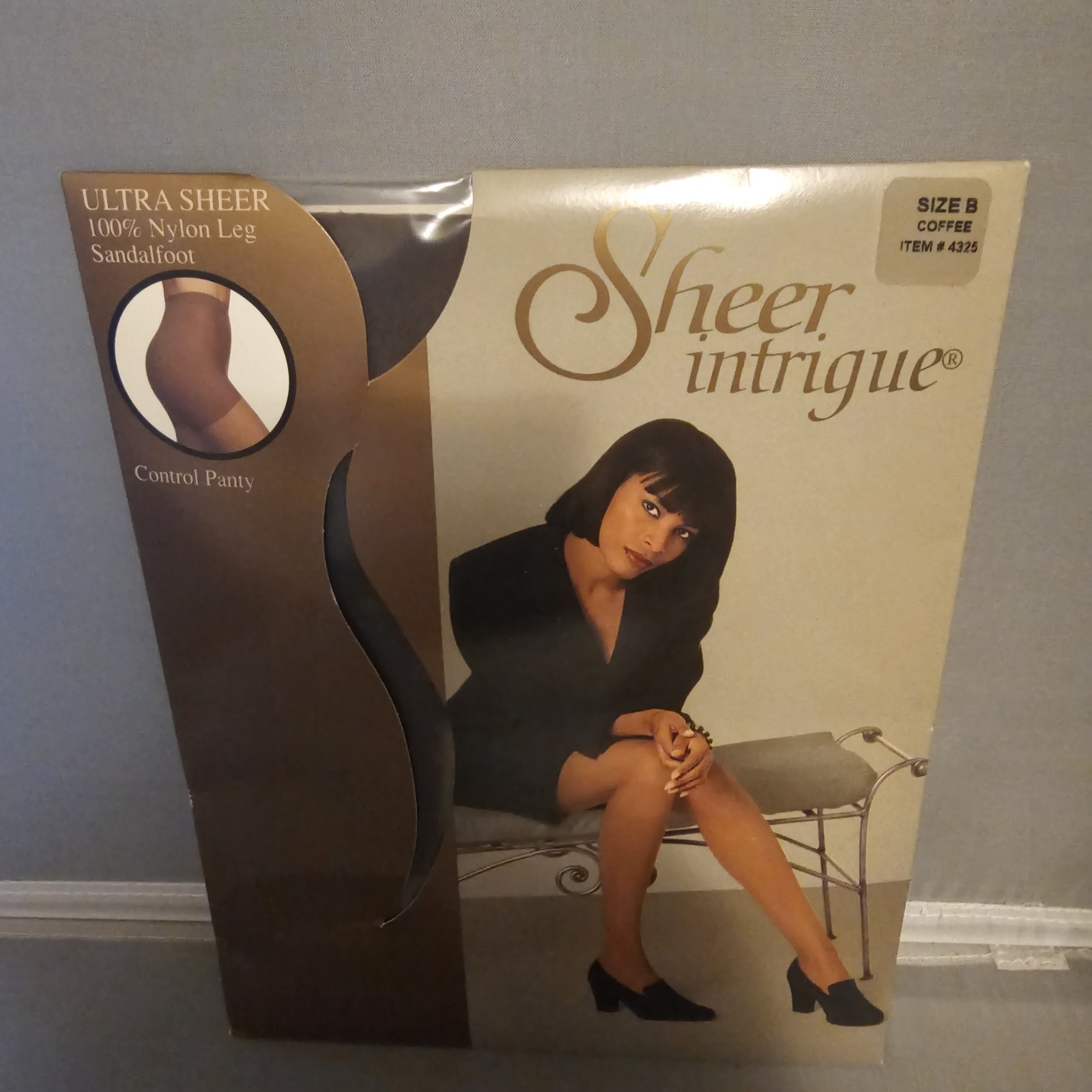 Vintage Sheer Intrigue Coffee Nylon Size B #4325 Ultra Sheer Control Panty Italy