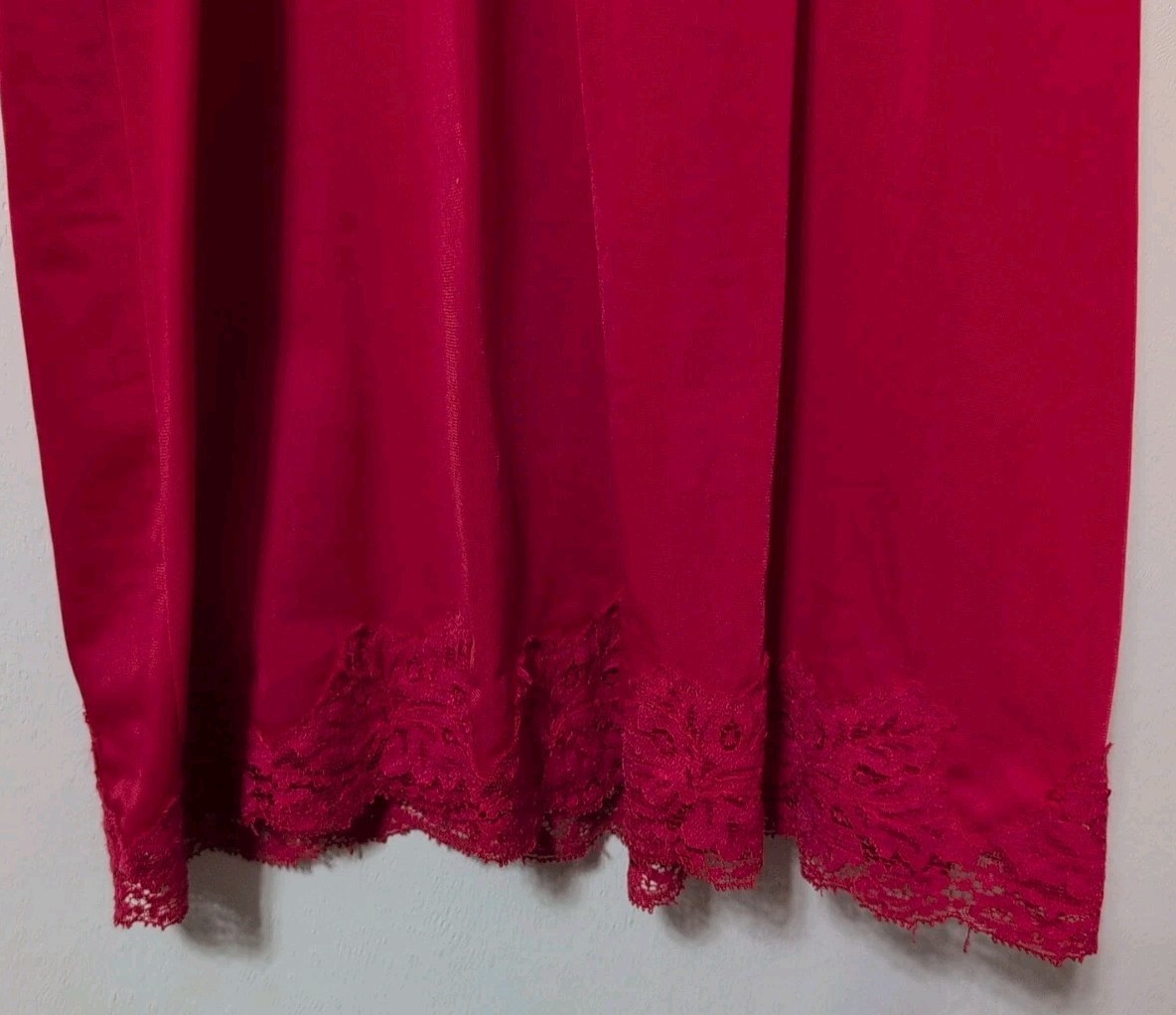 Vintage Shadowline RED 100% Nylon Lace Full Slip Size 34 Short