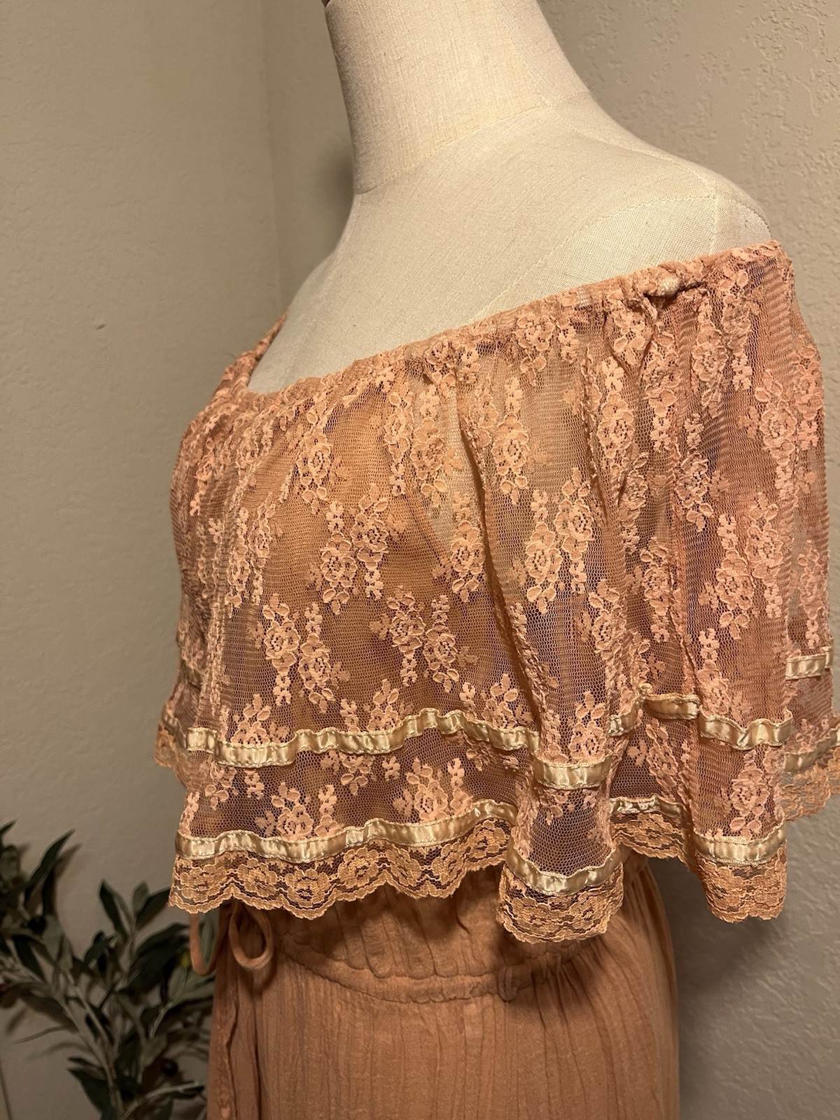 Vintage Young Edwardian Arpeja Peach Maxi Dress Gauze Lace Peasant Prairie Boho