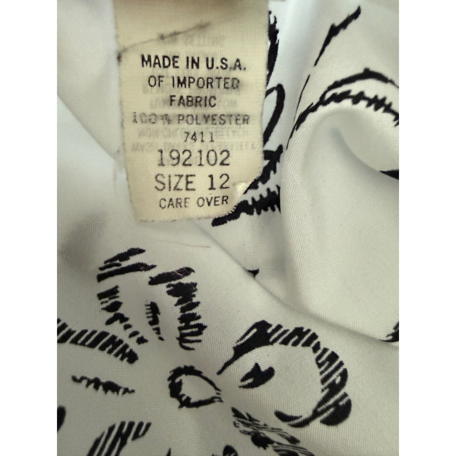 Vintage Judy Bond 1970s Short Sleeve Top White with Black Floral Print Sz 12