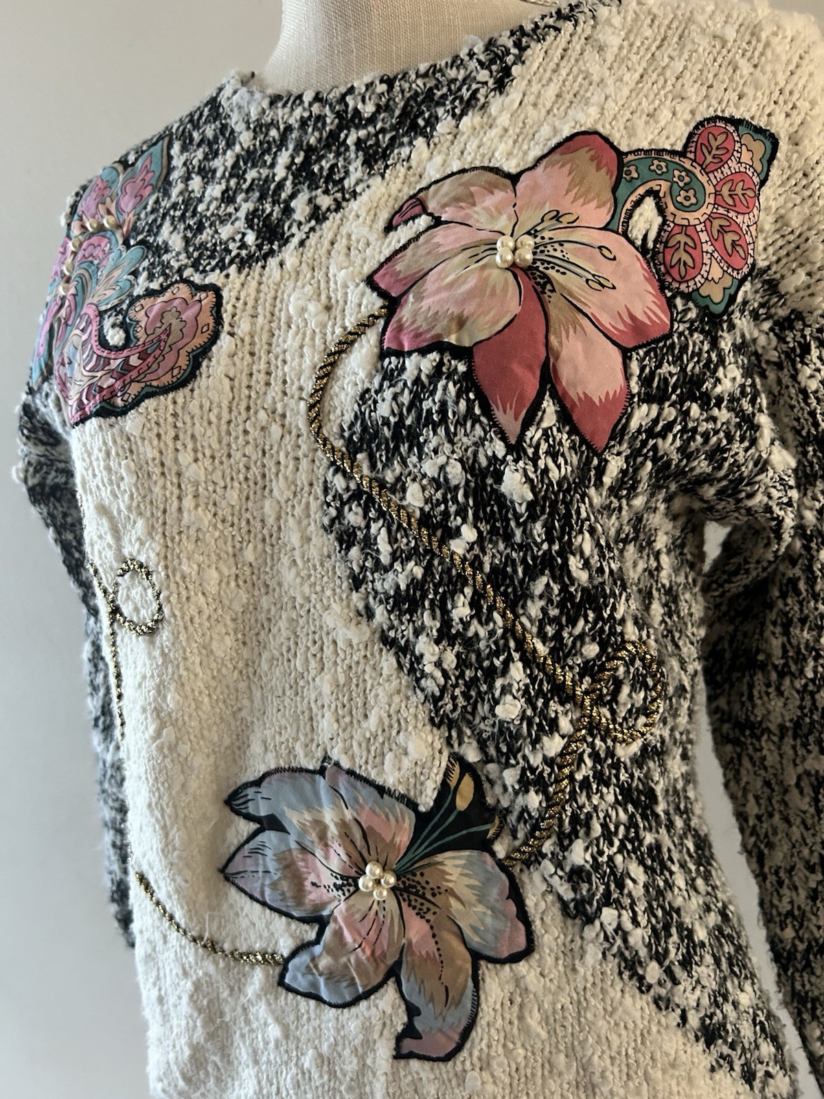 Vintage Erika Boucle Sweater Sz S Black White Floral Pearl Applique Gold Cord