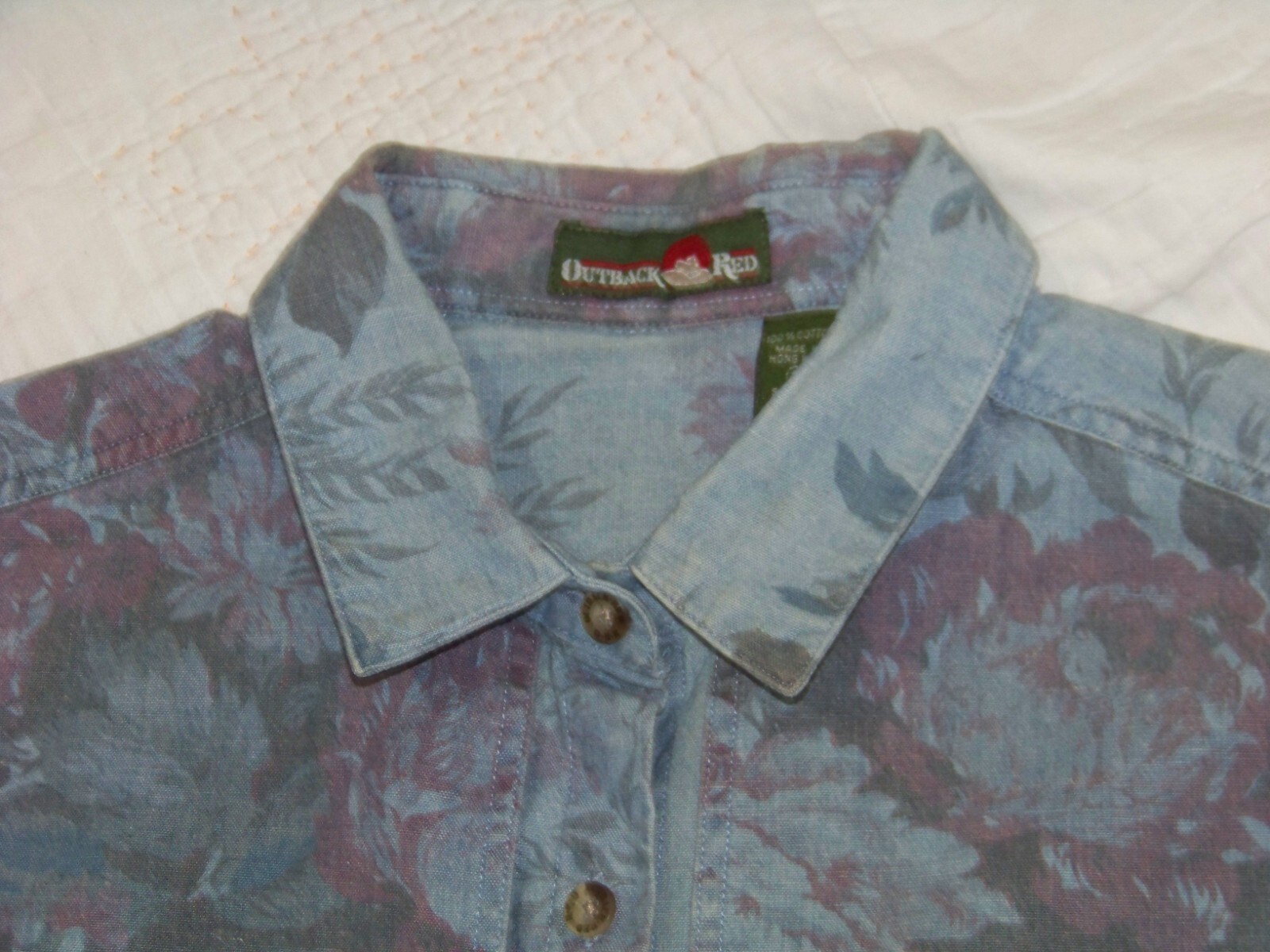 Women’s Vintage Outback Red LS Button Front Shirt – S