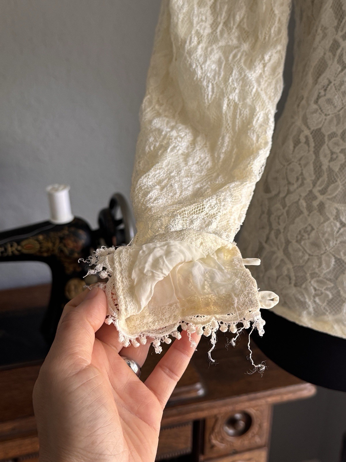 Vintage Gunne Sax Top XS Ivory Lace Victorian Jessica McClintock Romantic 70s