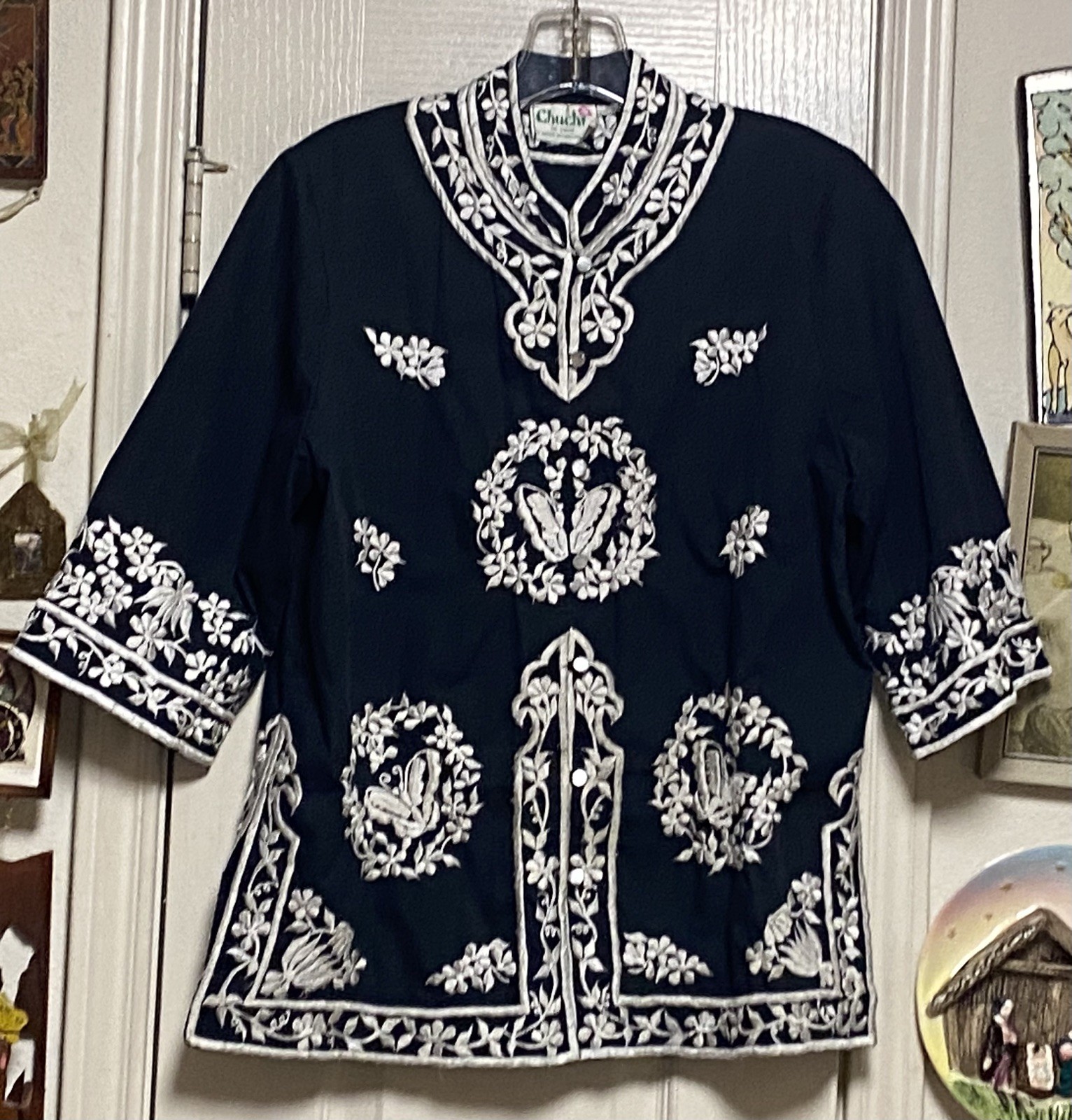 Chuchi By Amtops International, Inc Vintage 1970’s Embroidered Kaftan M Top