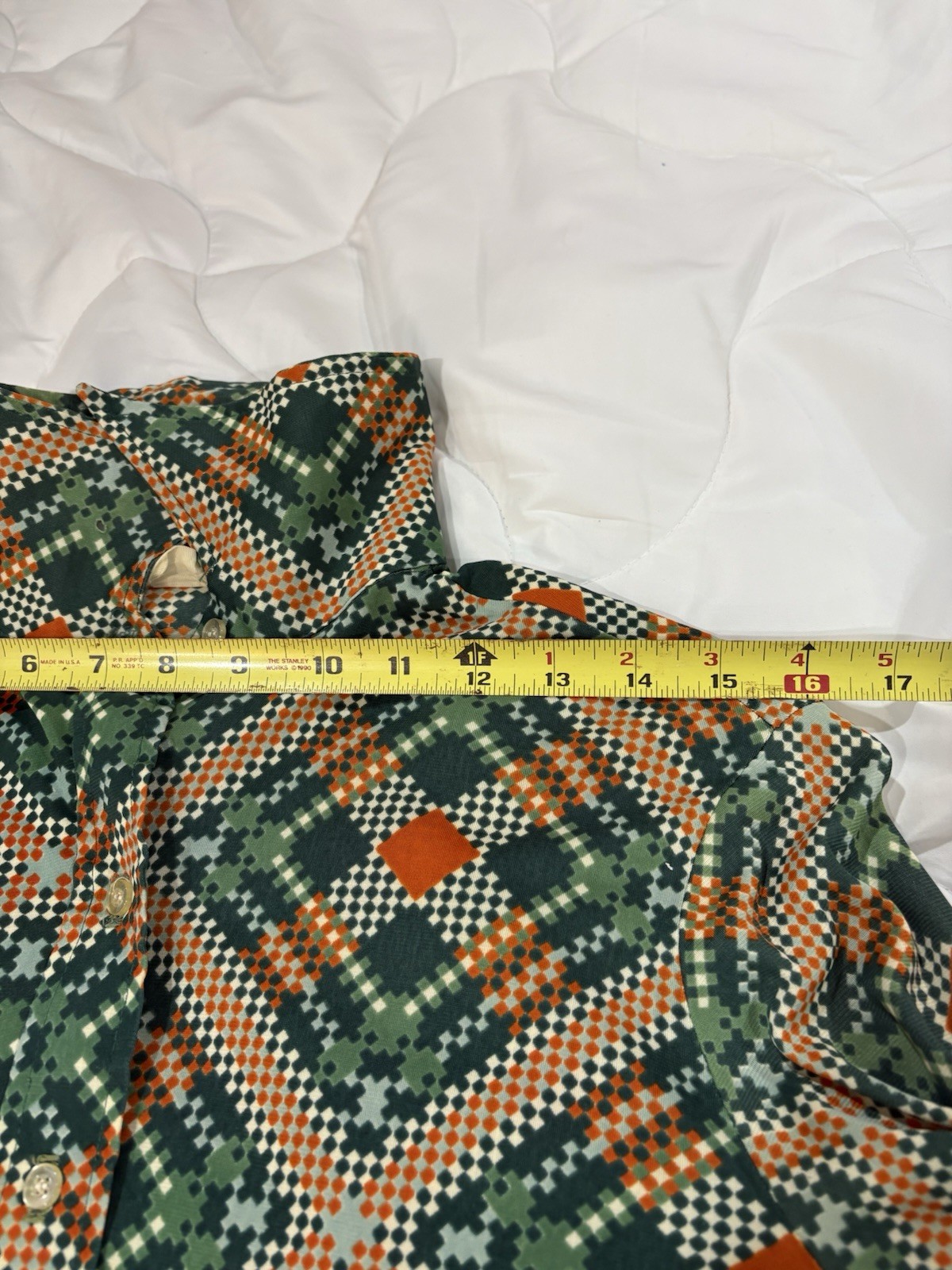 70’s Women Geometric Pointed Collar LS VTG button Down Polyester S No Tag