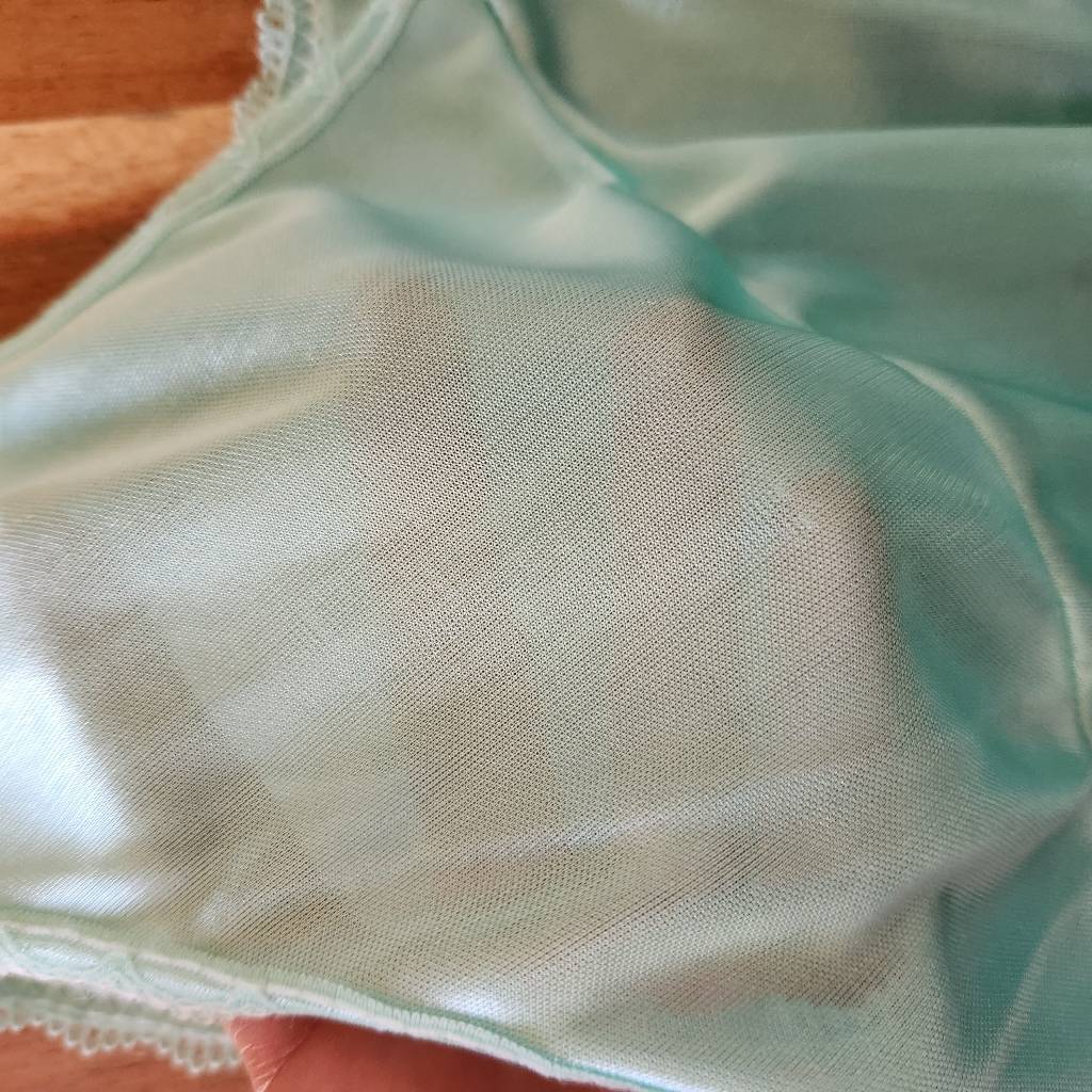 3 piece vintage Mint seafoam green robe nightgown and bottoms lace women’s S-M
