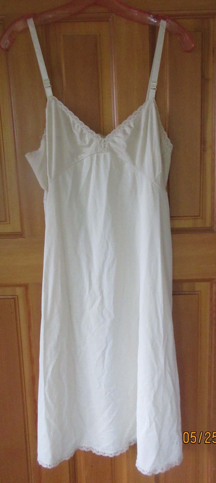 Vintage ShadowLine Ivory Size 42 Tall Full Slip 84% Nylon Lace Trimmed