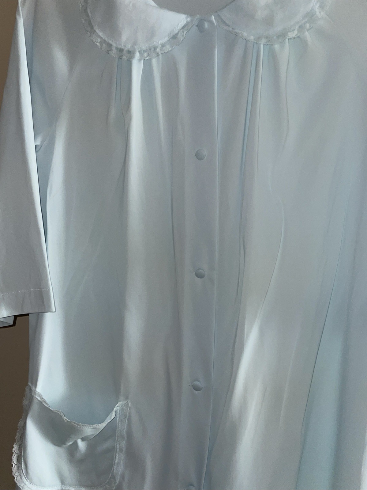 WOMAN’S VINTAGE SHADOW LINE SHADOWLINE Small Blue BUTTON UP SILKY GOWN