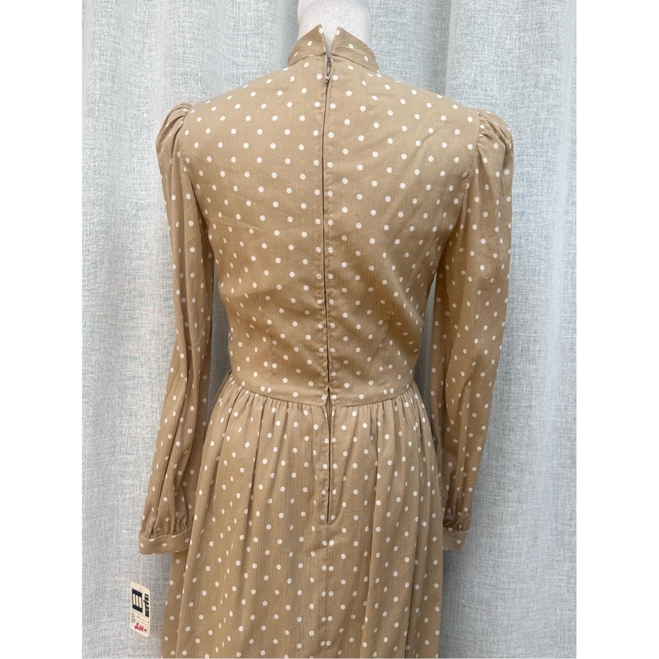 Vintage NWT Mariko tan white polka dots long sleeve dress