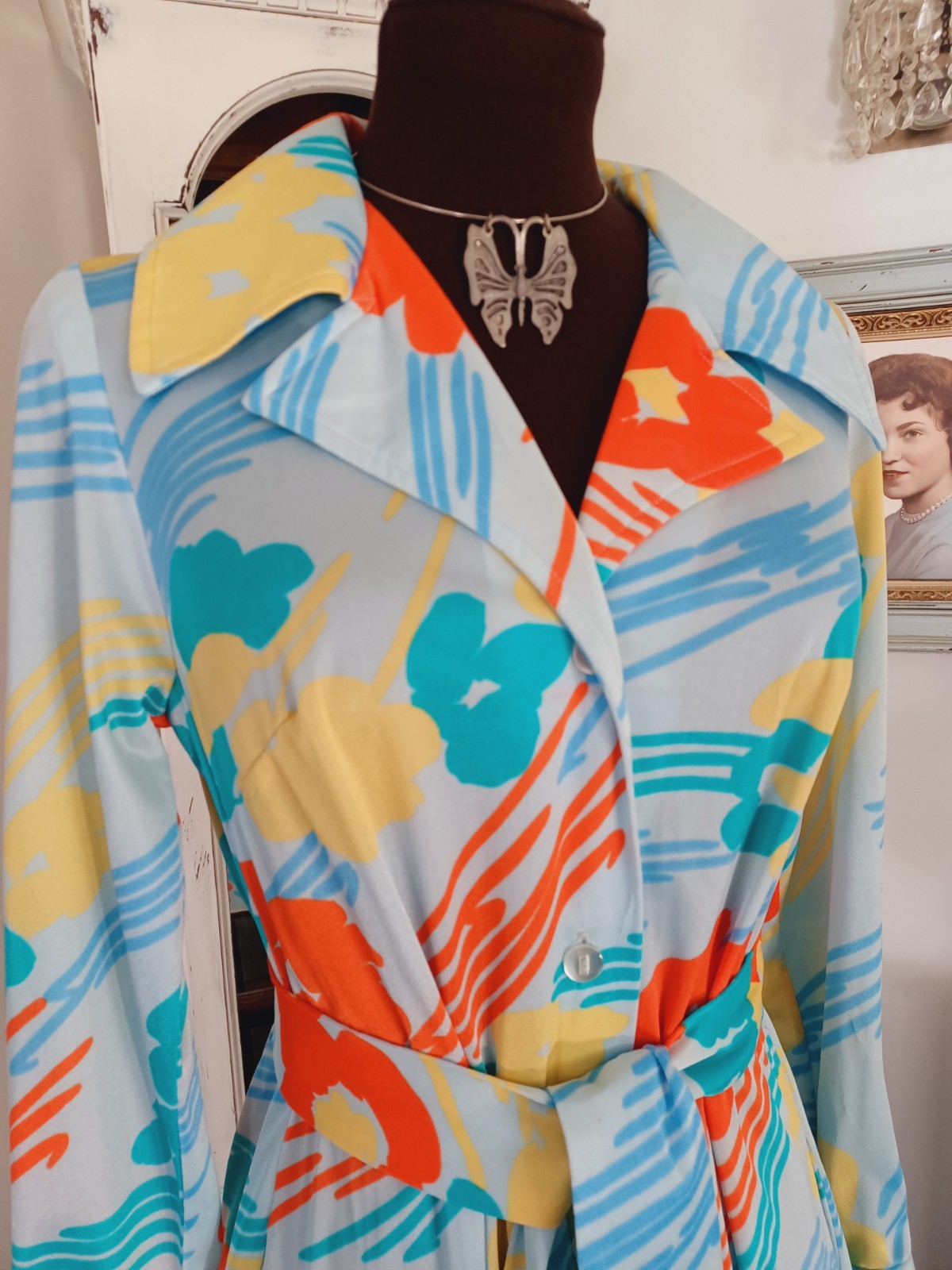 Vintage 70’s Loungewear NOS Saybury Coffee Coat Housecoat Robe Flowers S-M