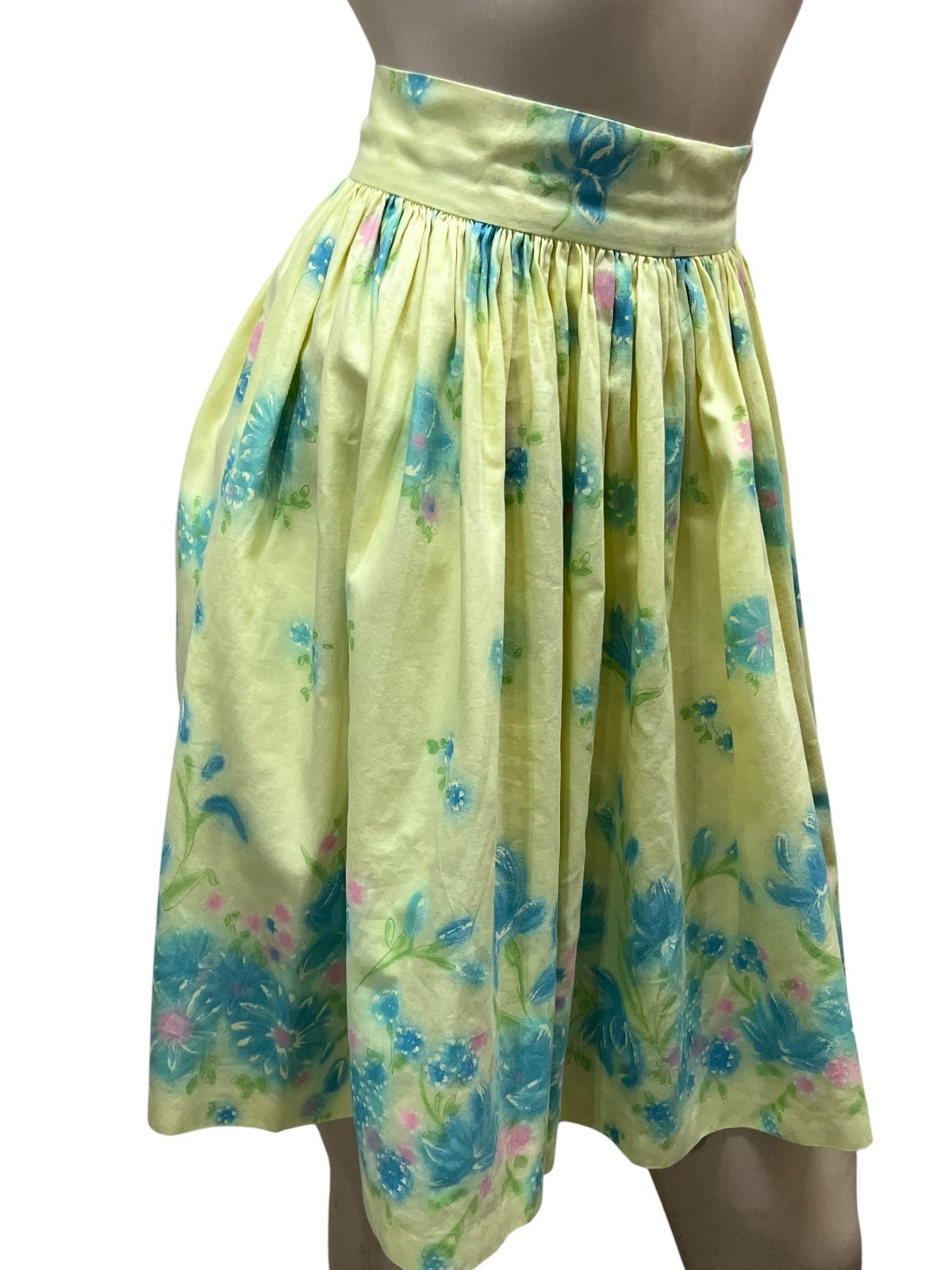 Vtg 60s SKIRT Sz XS~S 24″ W+ Cotton Skirt Yellow Aqua Polished Cotton Floral