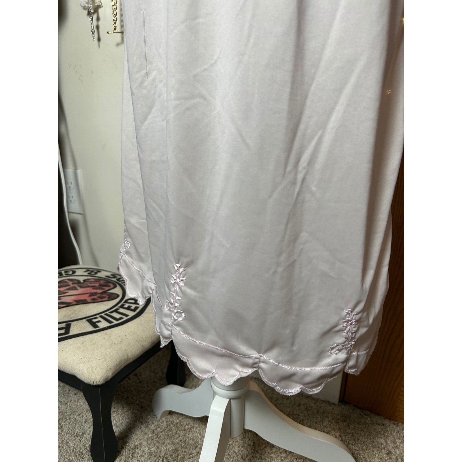 Vintage Scalloped Embroidered Half Slip Skirt Pale Pink Coquette Chic Romantic