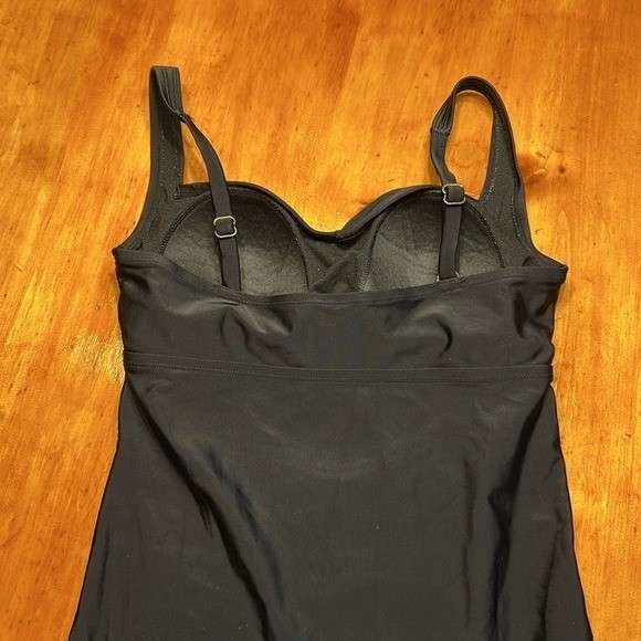 Merona Retro Glam Classic Black Twist Front Ruched One Piece Swimsuit Padded