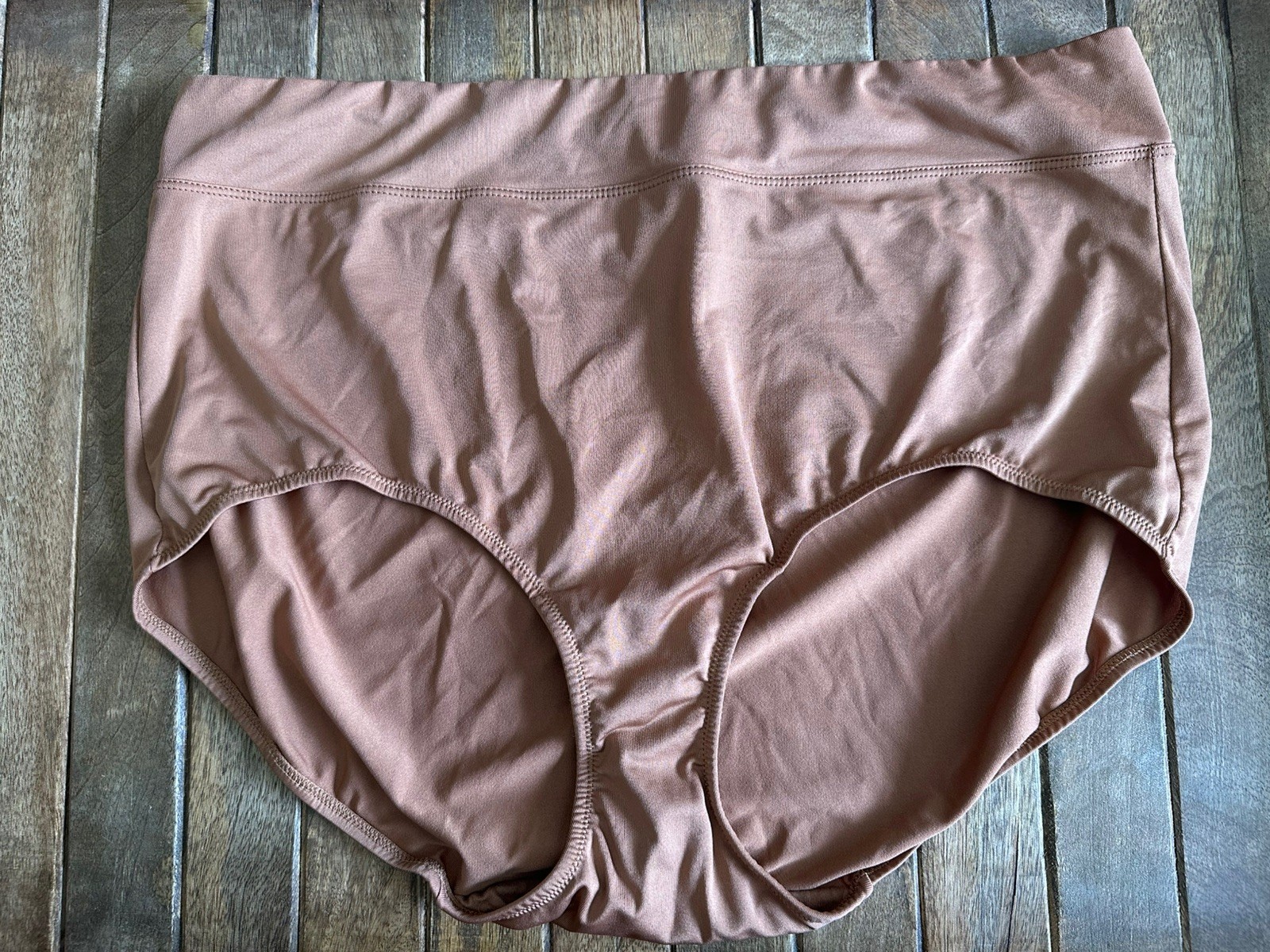 Vtg Olga by Warners 9 2XL Nude Beige Silky Brief Panties Panty