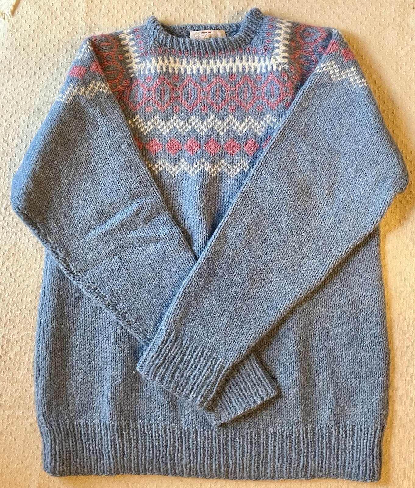 Vintage Hand Knitted Wool Pullover Sweater Woman’s Small Blue With Pink & White
