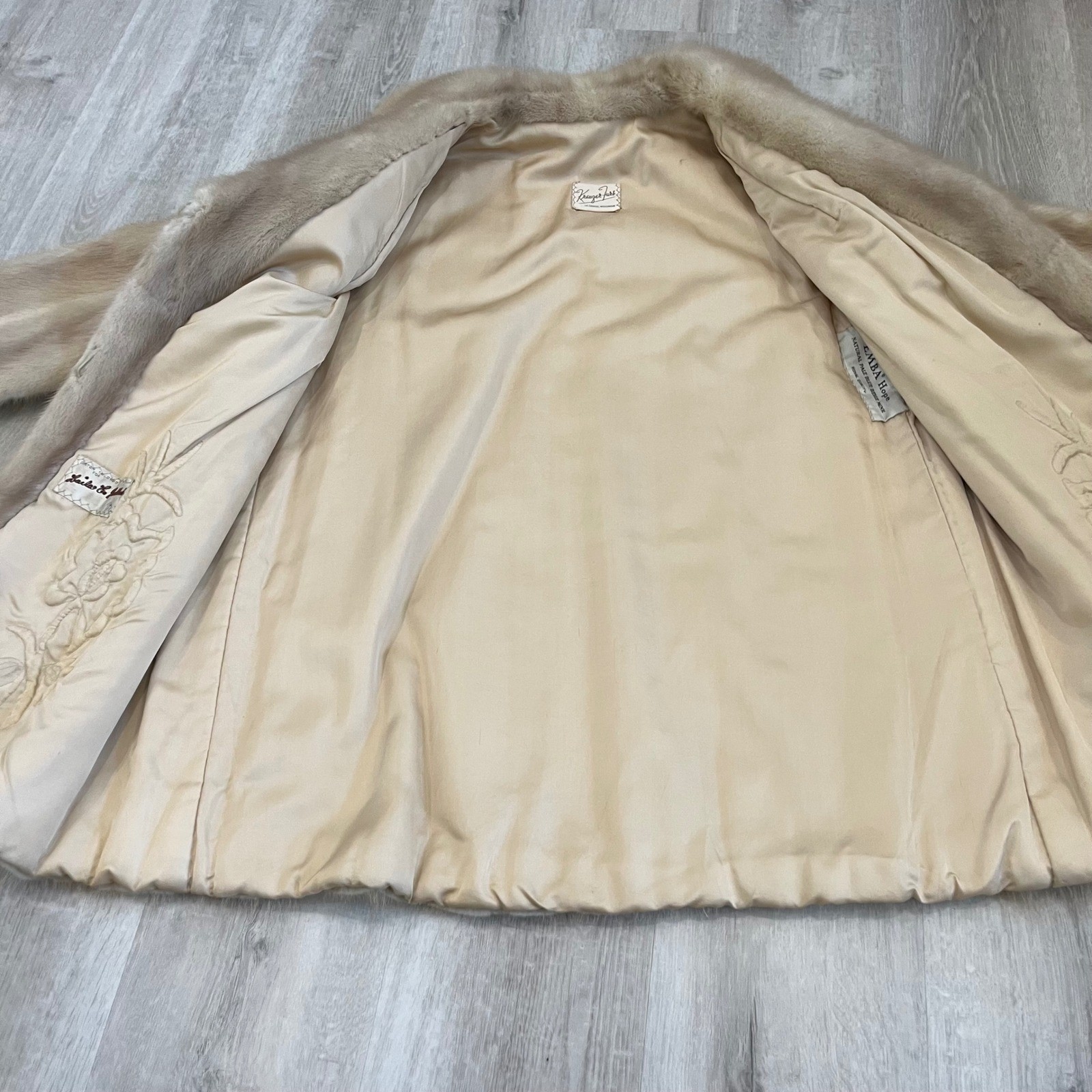VTG EMBA Hope Natural Pale Blue Beige Mink Fur Coat Royal Quality Kreuzer Fur
