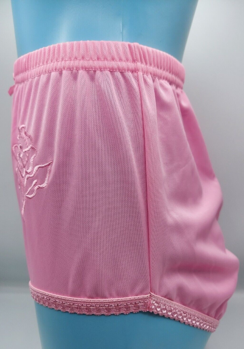 VINTAGE NEW! SEXY CUTE BUBBLEGUM PINK HI WAISTED FLORAL PANTIES SIZE 7/8